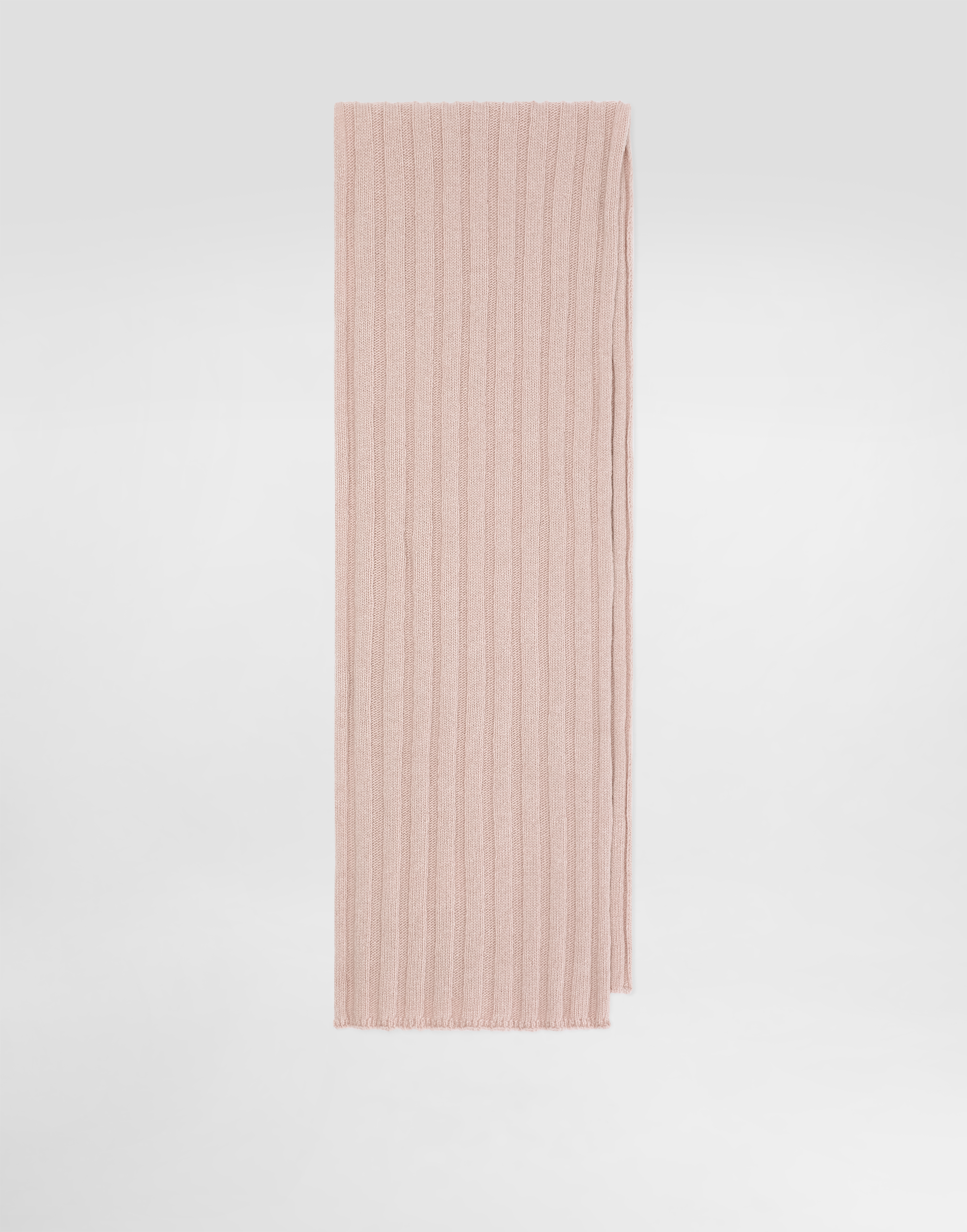 Knitted scarf