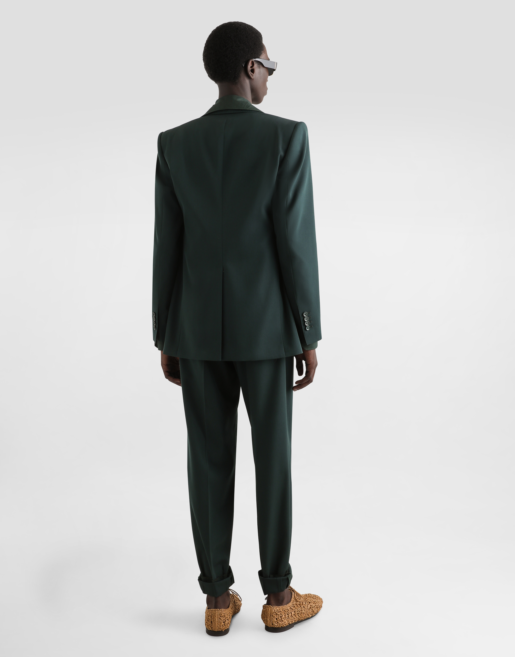 Long-sleeved linen shirt