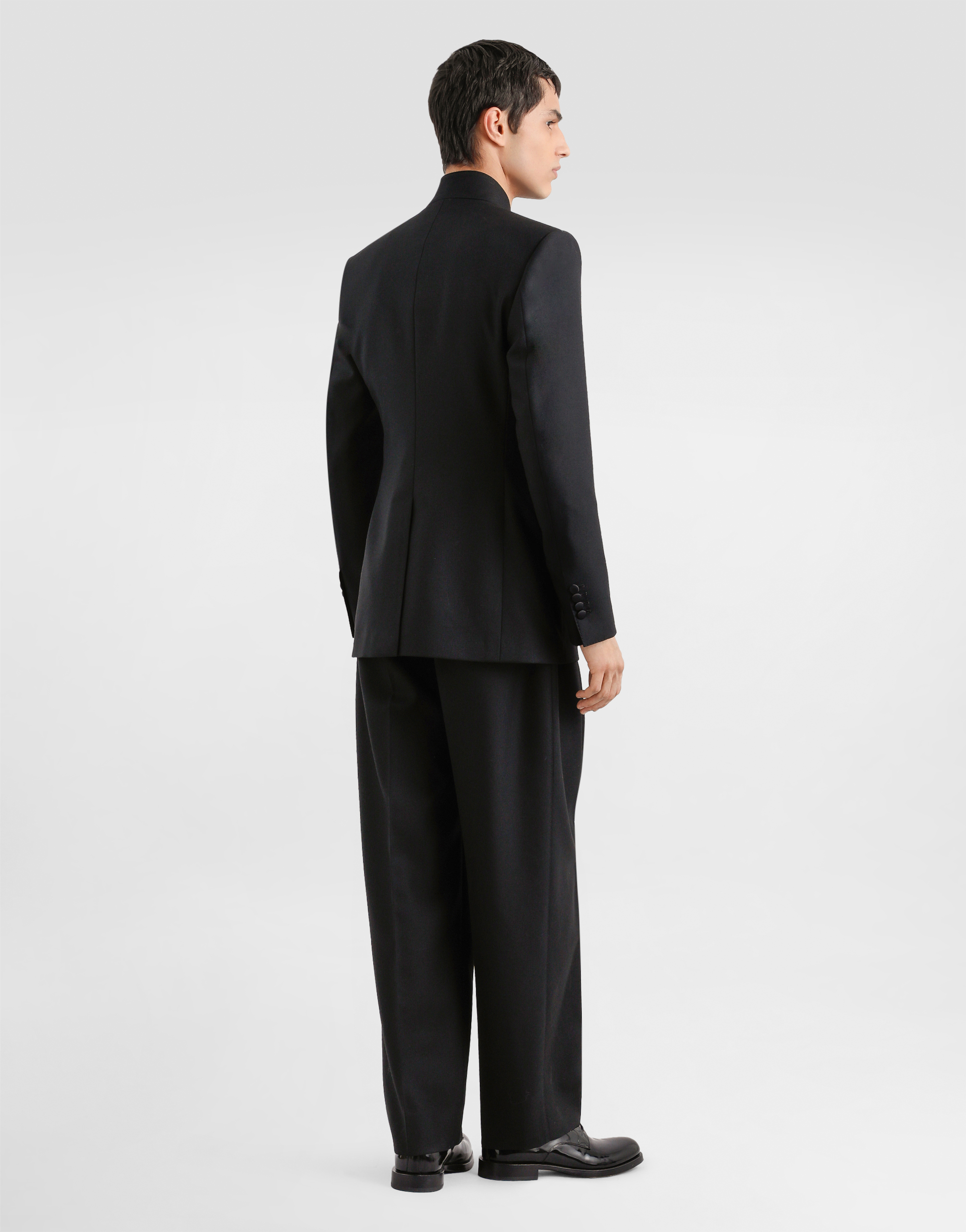 Double-breasted jacket inwool gabardine