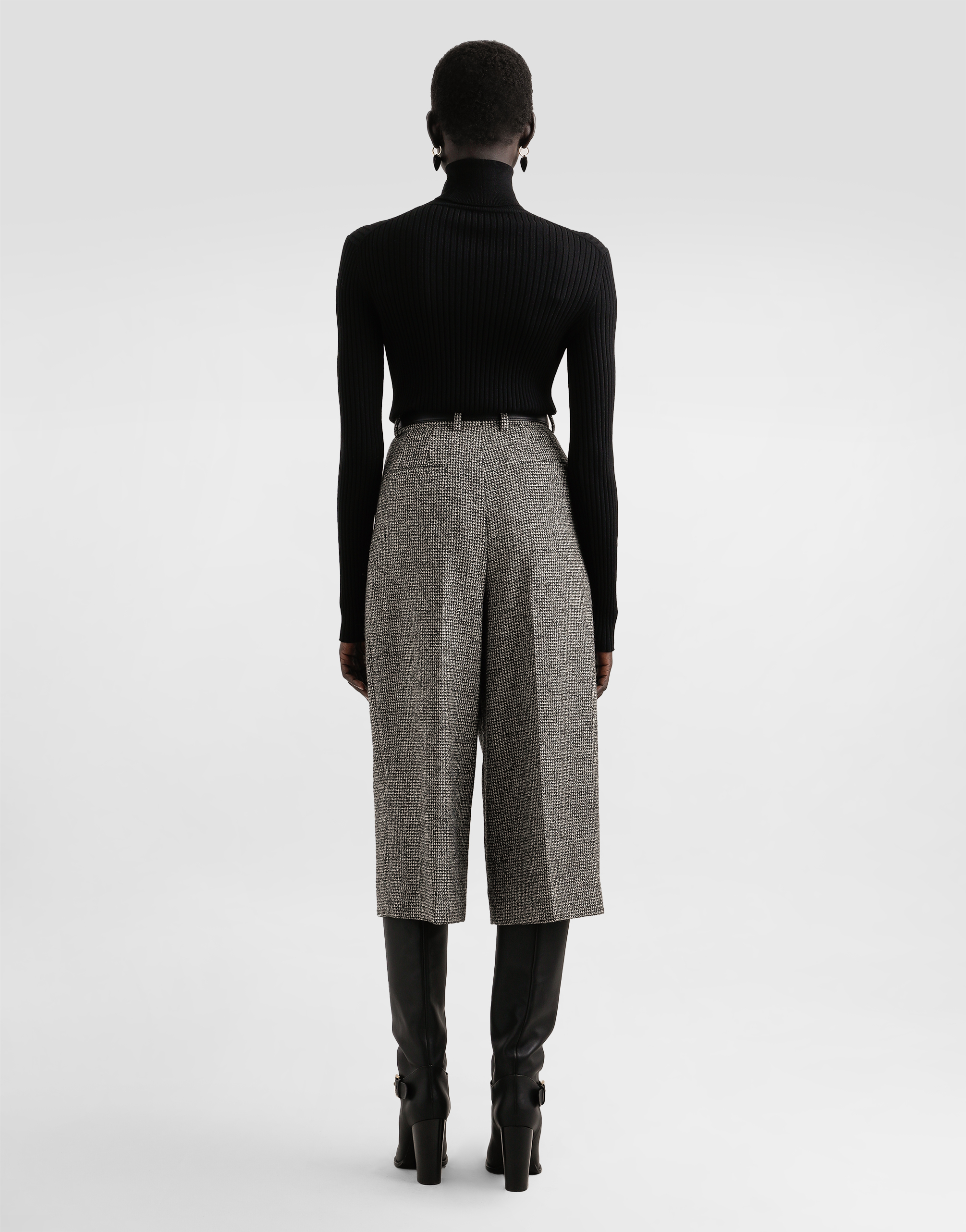 Dolce & Gabbana Wool Turtleneck Pullover In Black