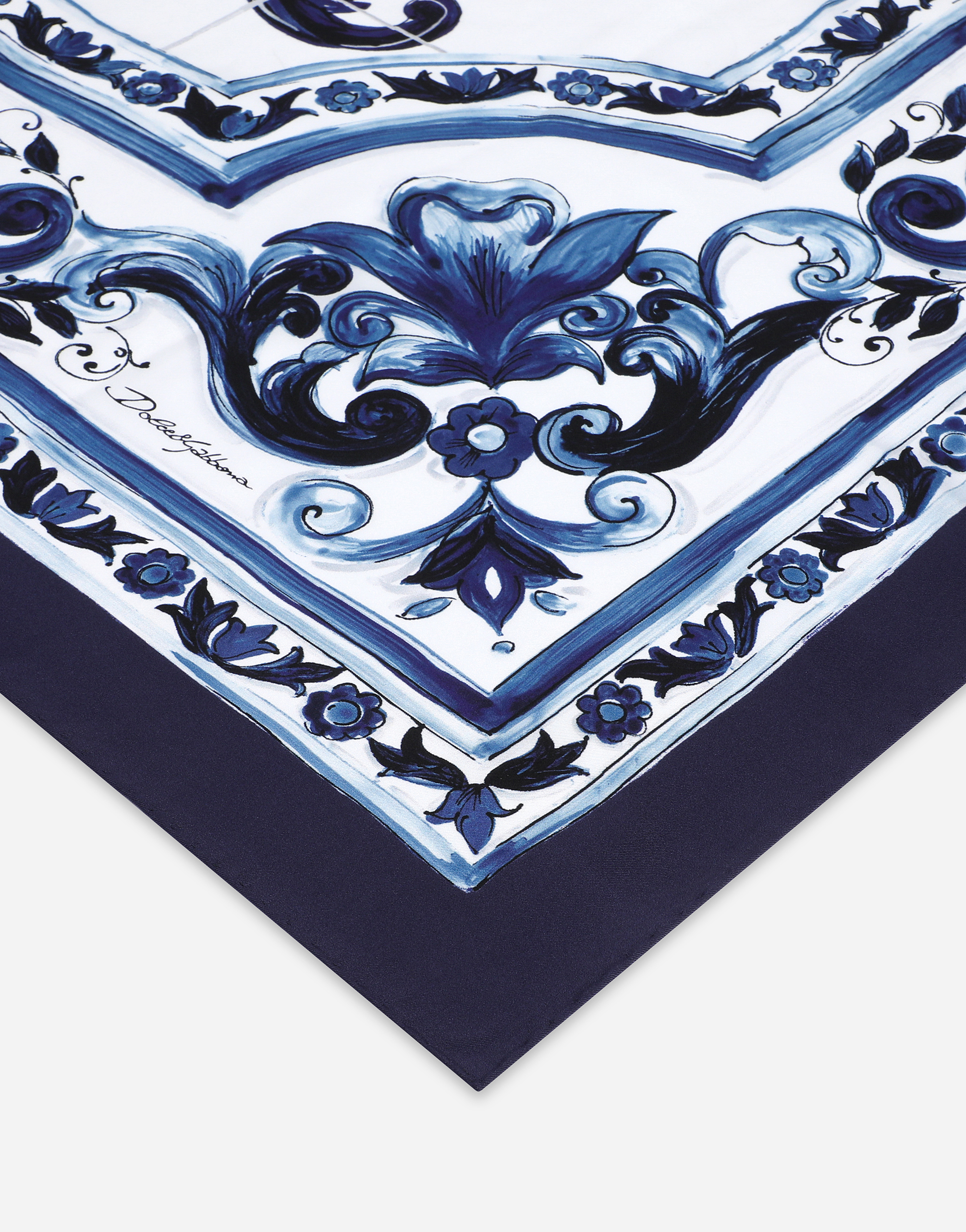 Dolce & Gabbana Majolica Printed Finished Edge Twill Scaf In Multicolor