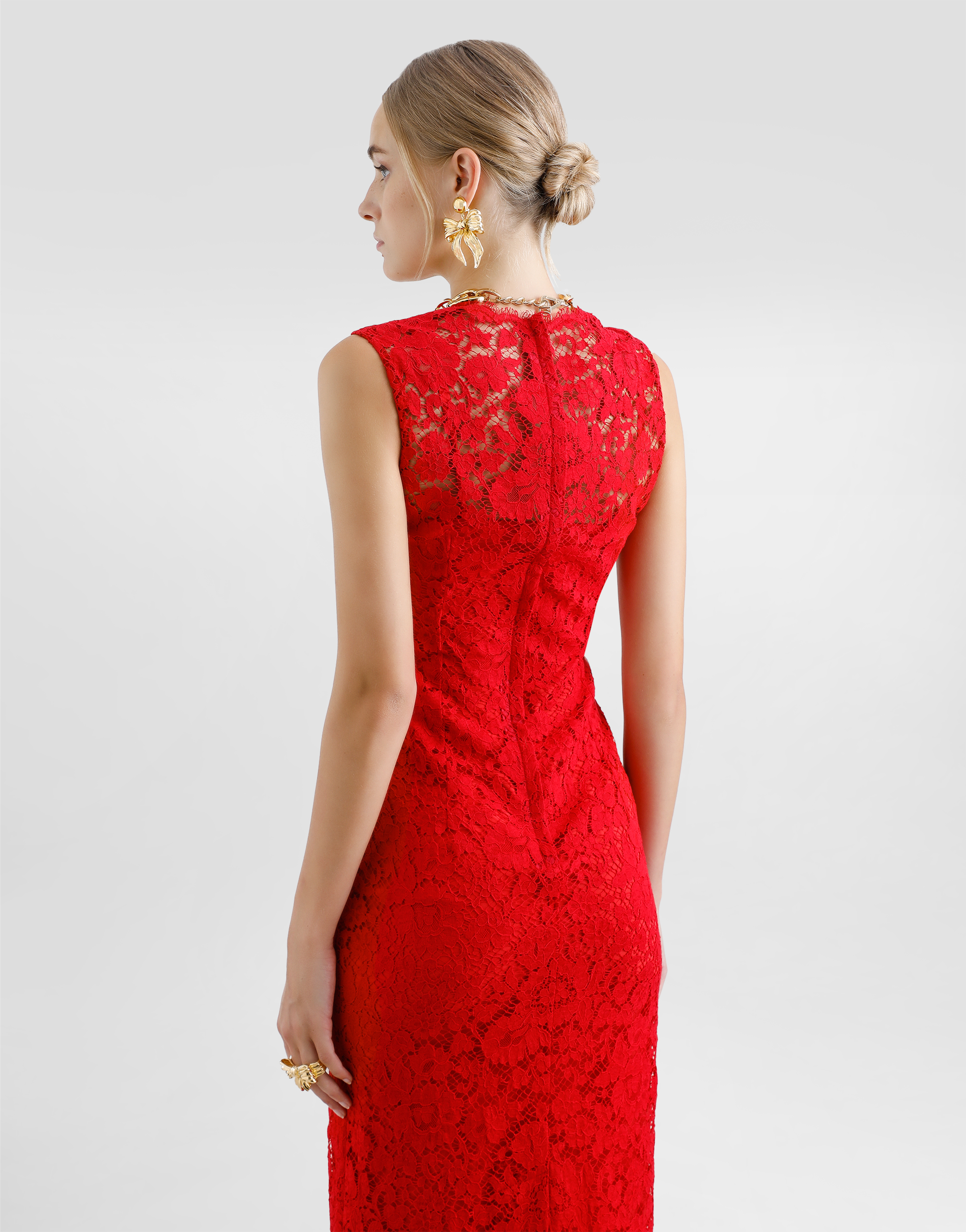 Calf-length sheath dress floral cordonetto lace