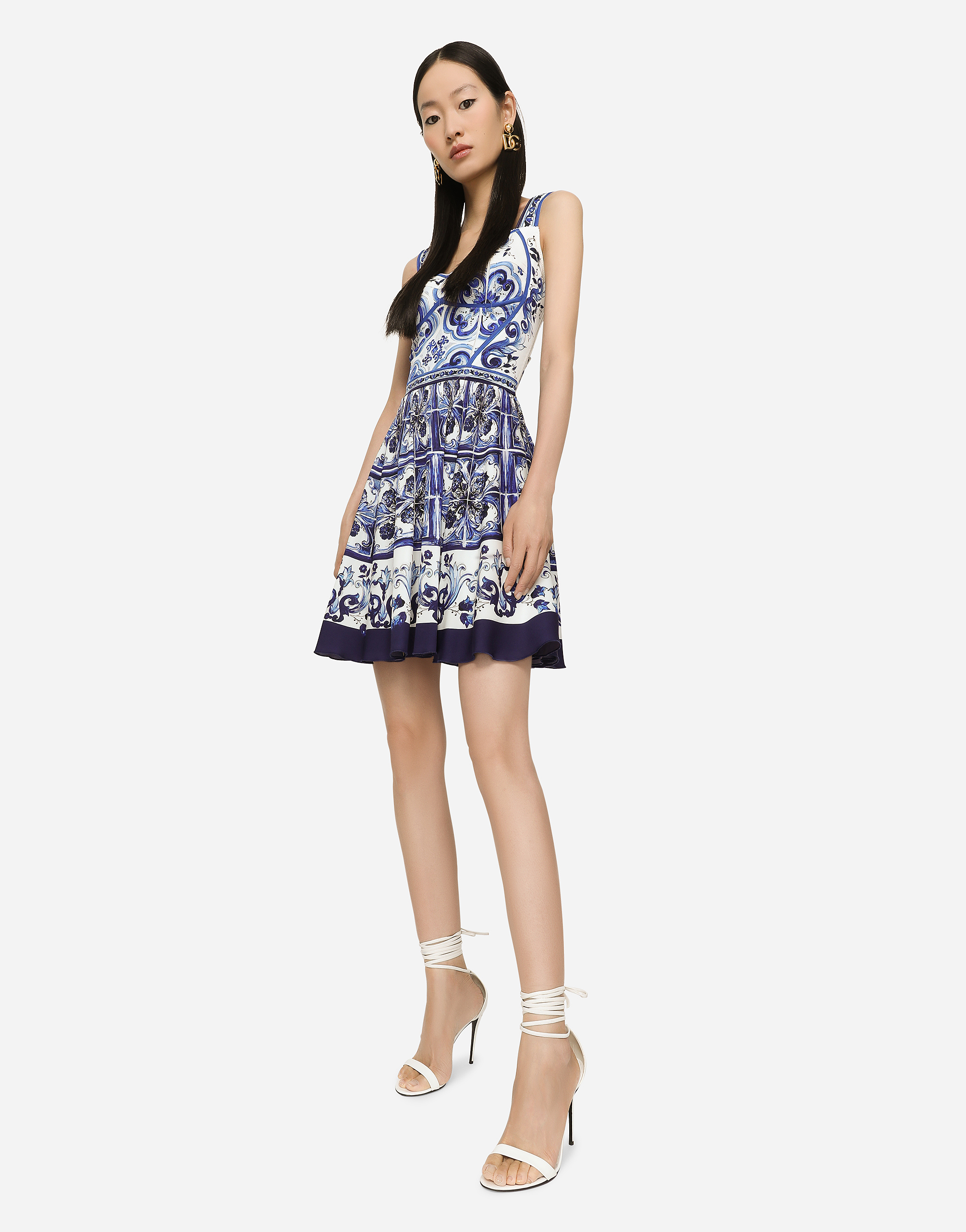 Short majolica print dress