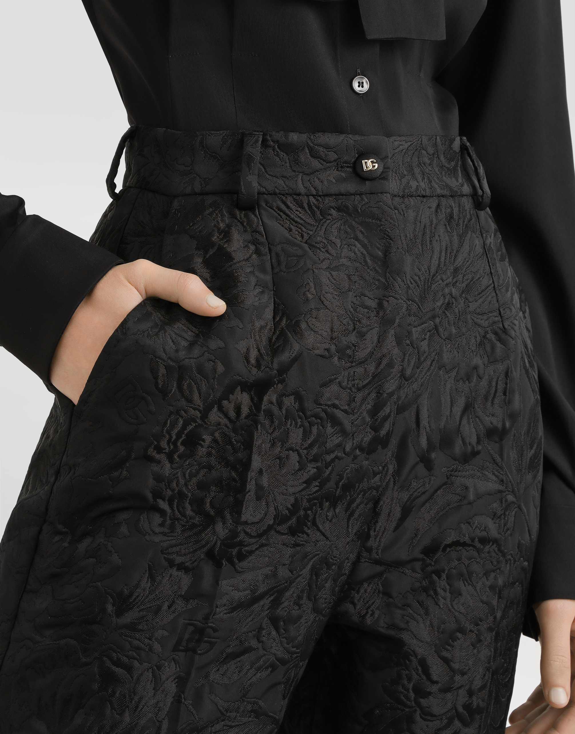 Peony-motif brocade trousers