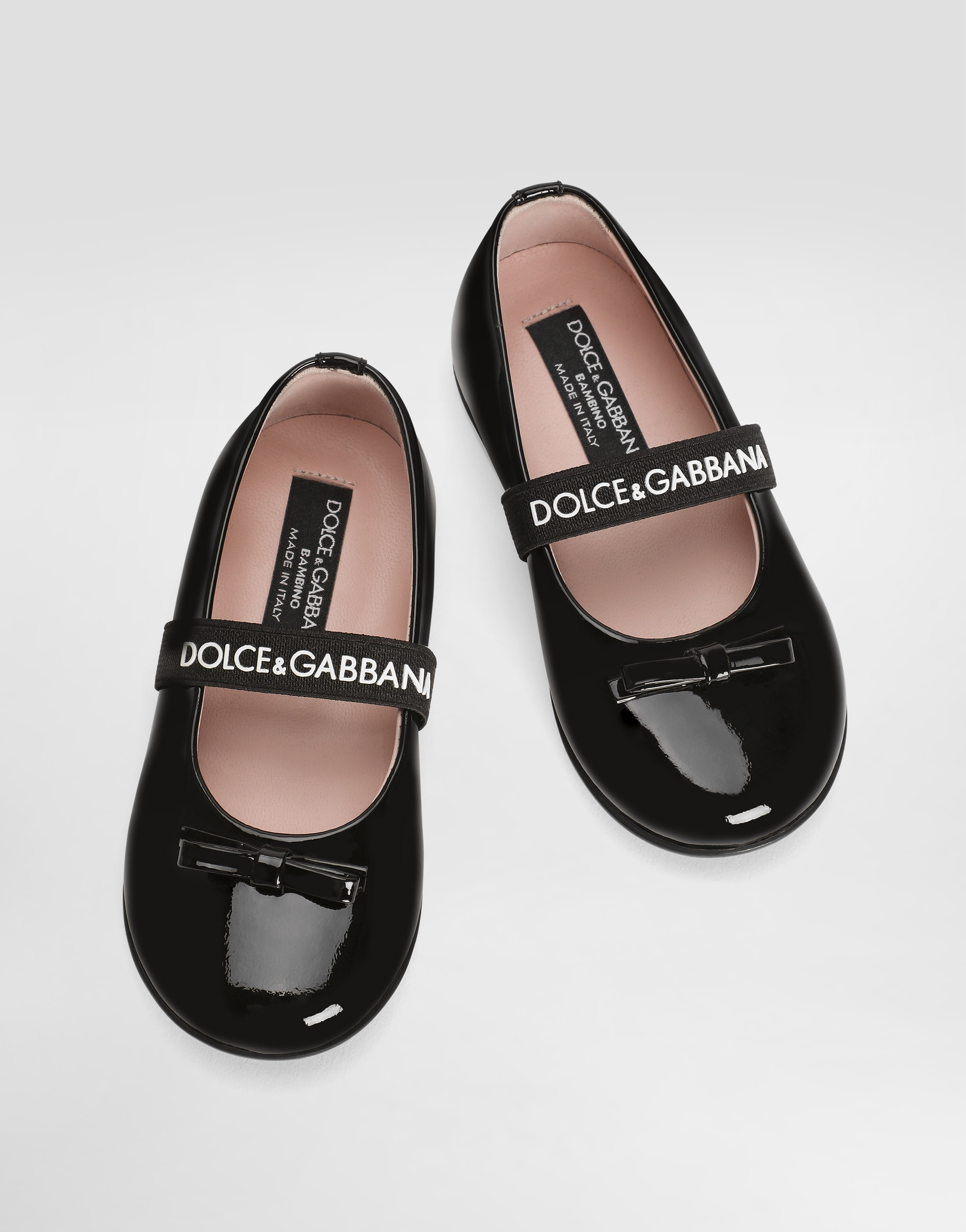 Patent leather ballet flats with elastic