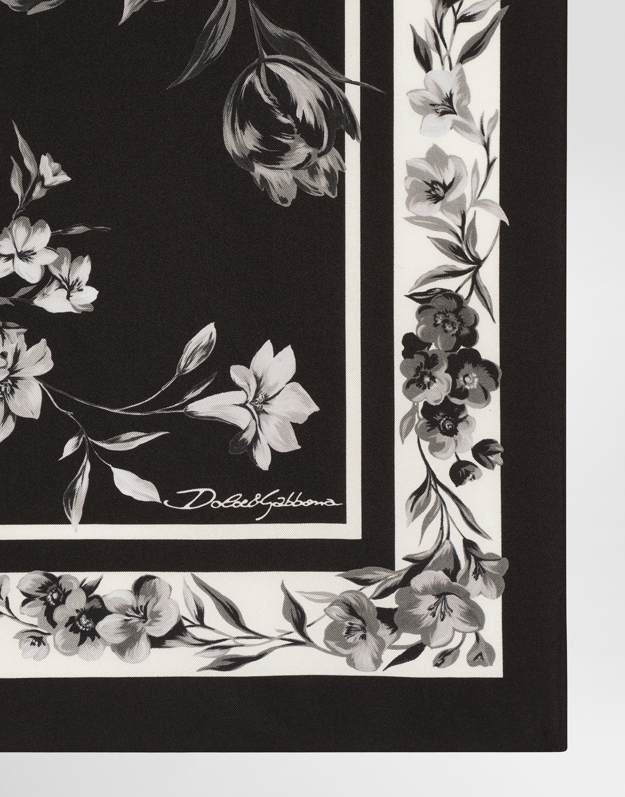  Dolce & Gabbana Flower Bouquet-print Silk Scarf 70x70 - Homme Echarpes Et Foulards Multicolor Onesize 