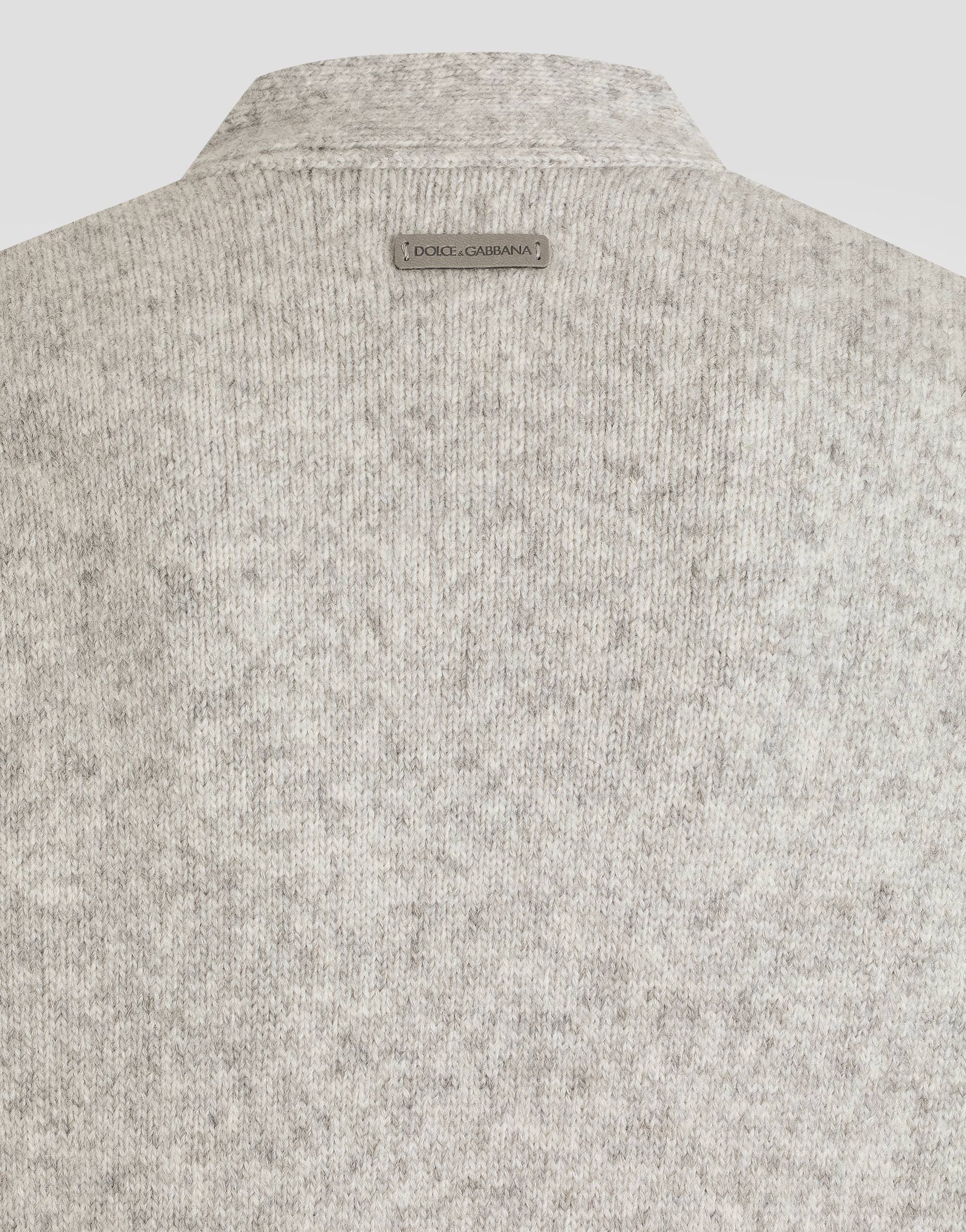 Cardigan with buttons