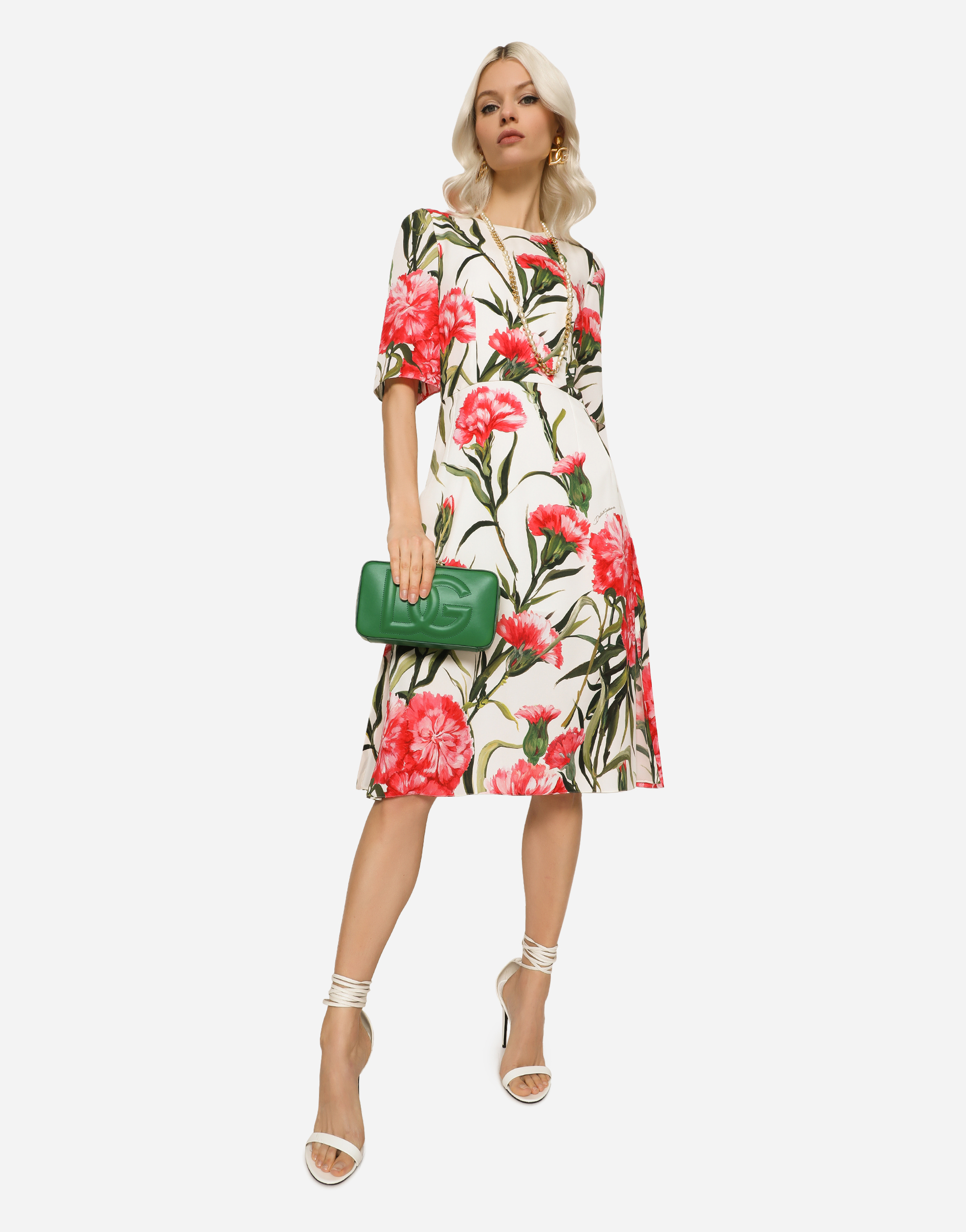 Dolce & Gabbana Small Calfskin Dg Logo Camera Bag In Green