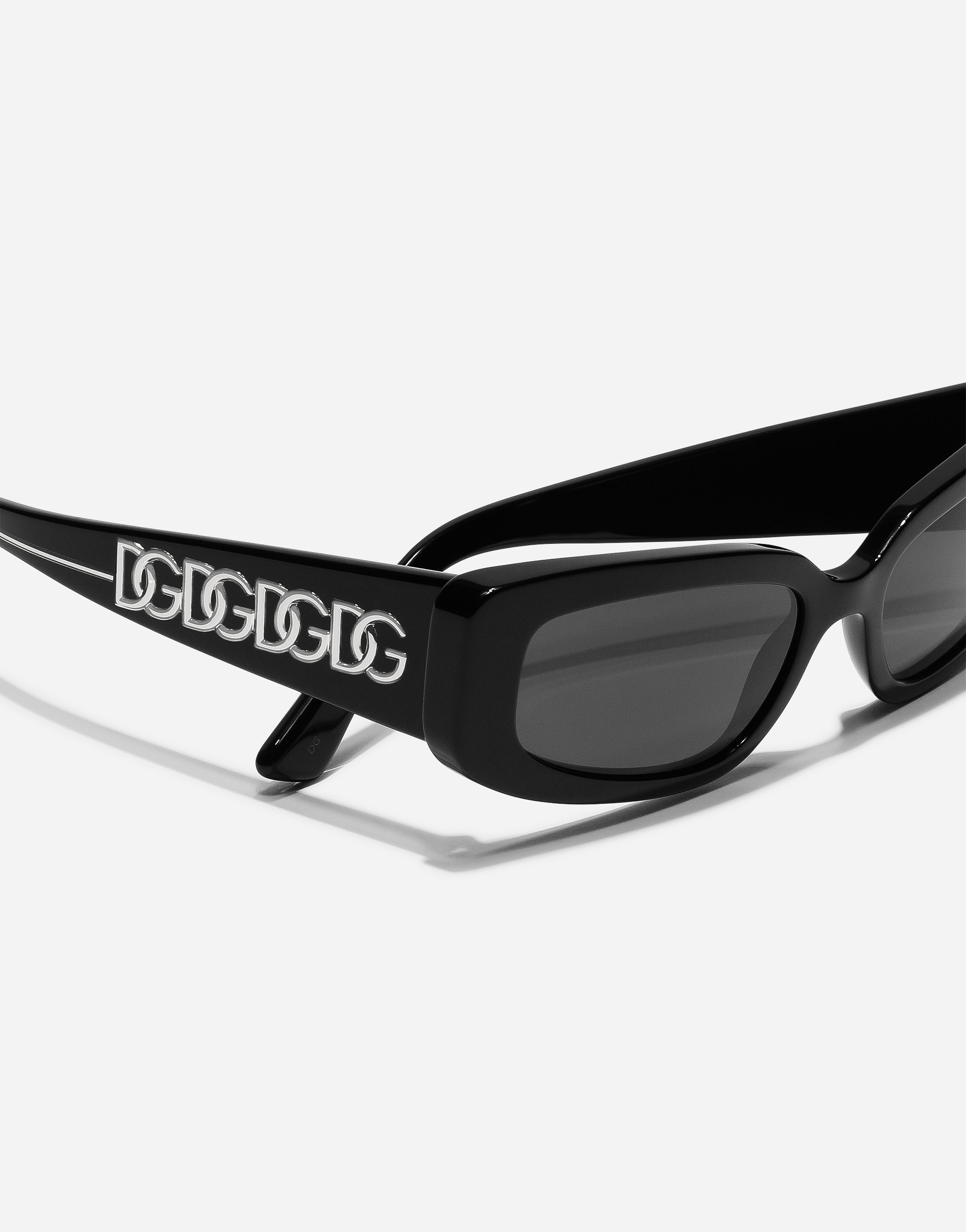 DOLCE & GABBANA DG ESSENTIALS SUNGLASSES