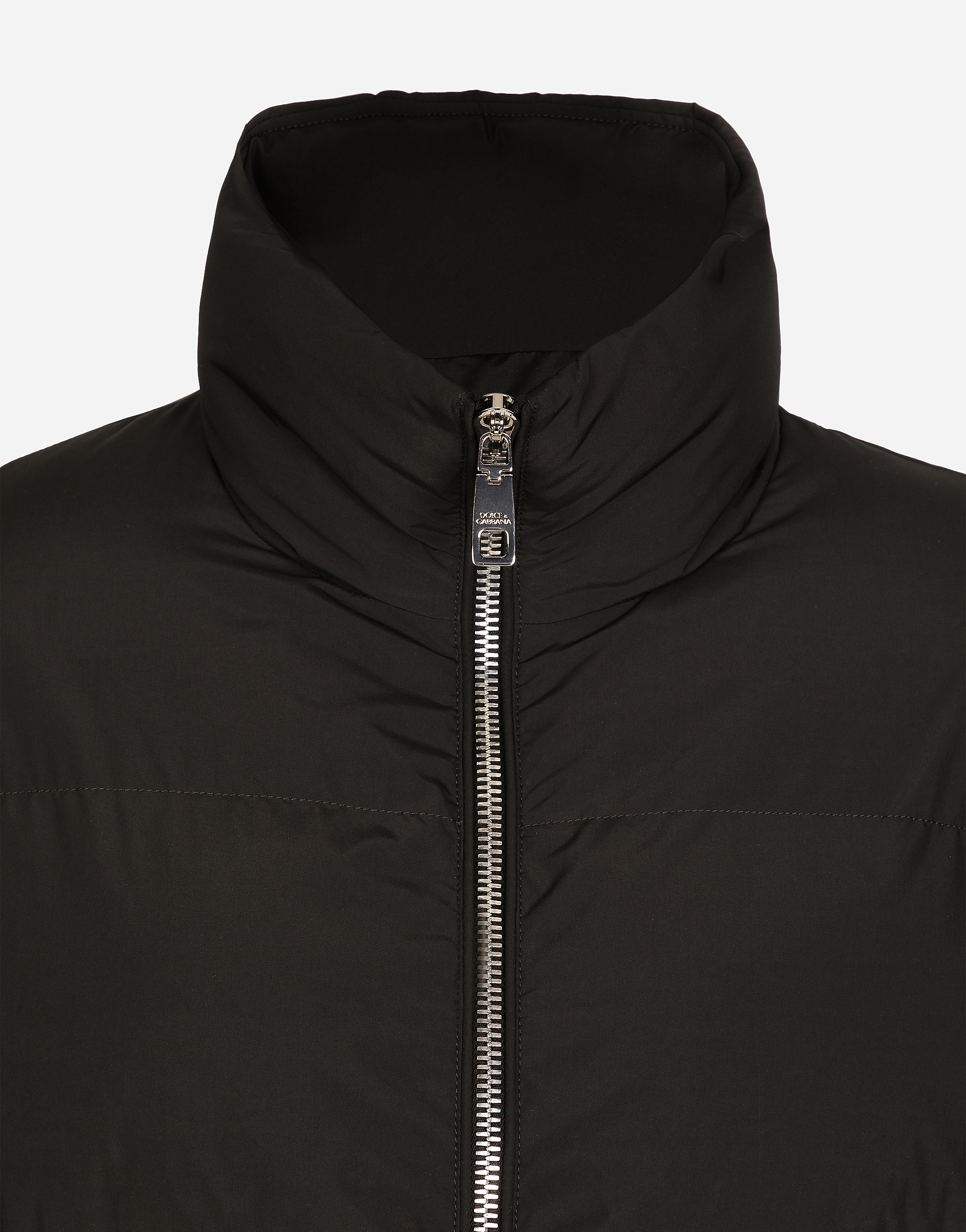 Dolce & Gabbana High-neck Zip-up Down Jacket In ブラック