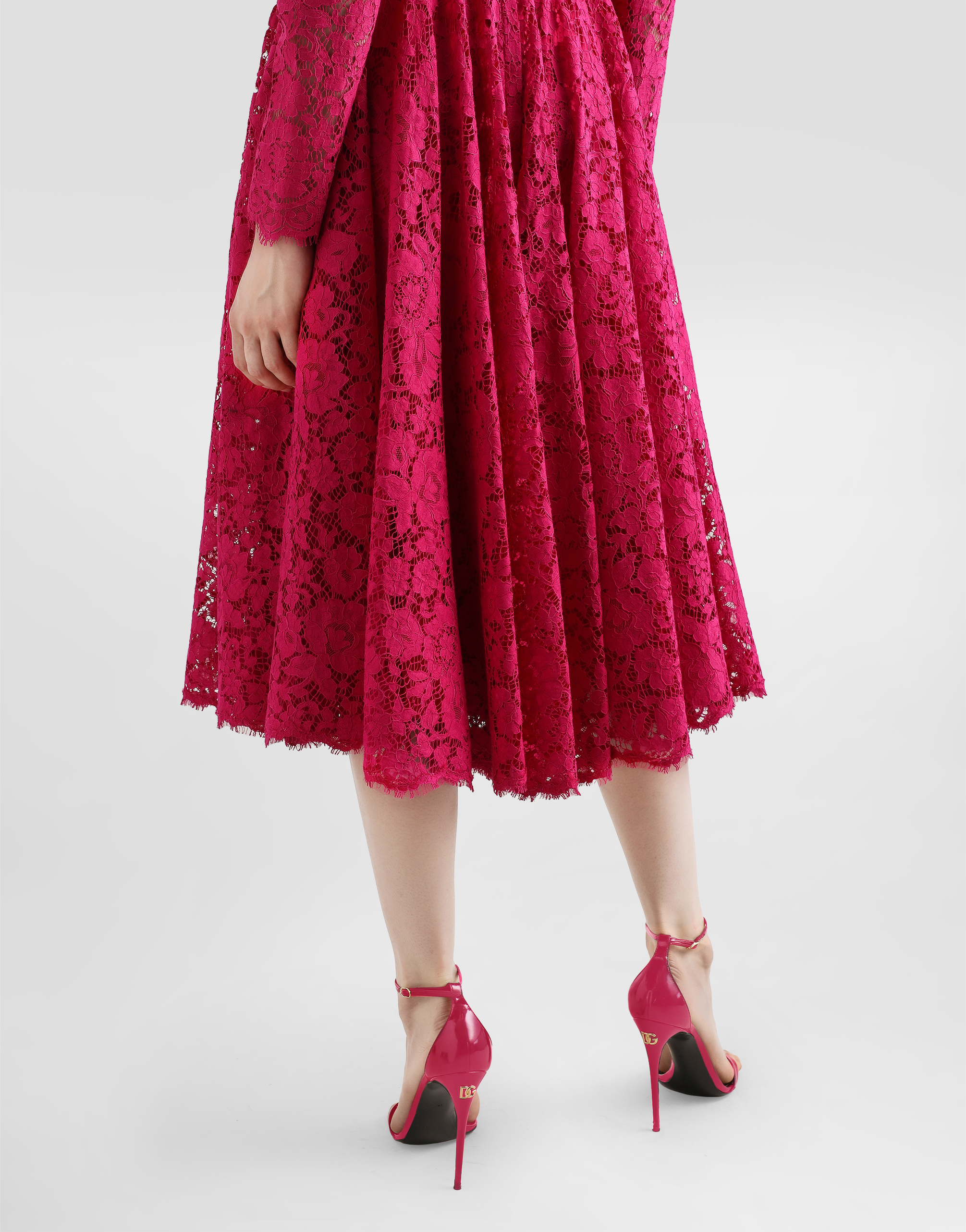 Calf-length circle-skirt dress cordonetto lace