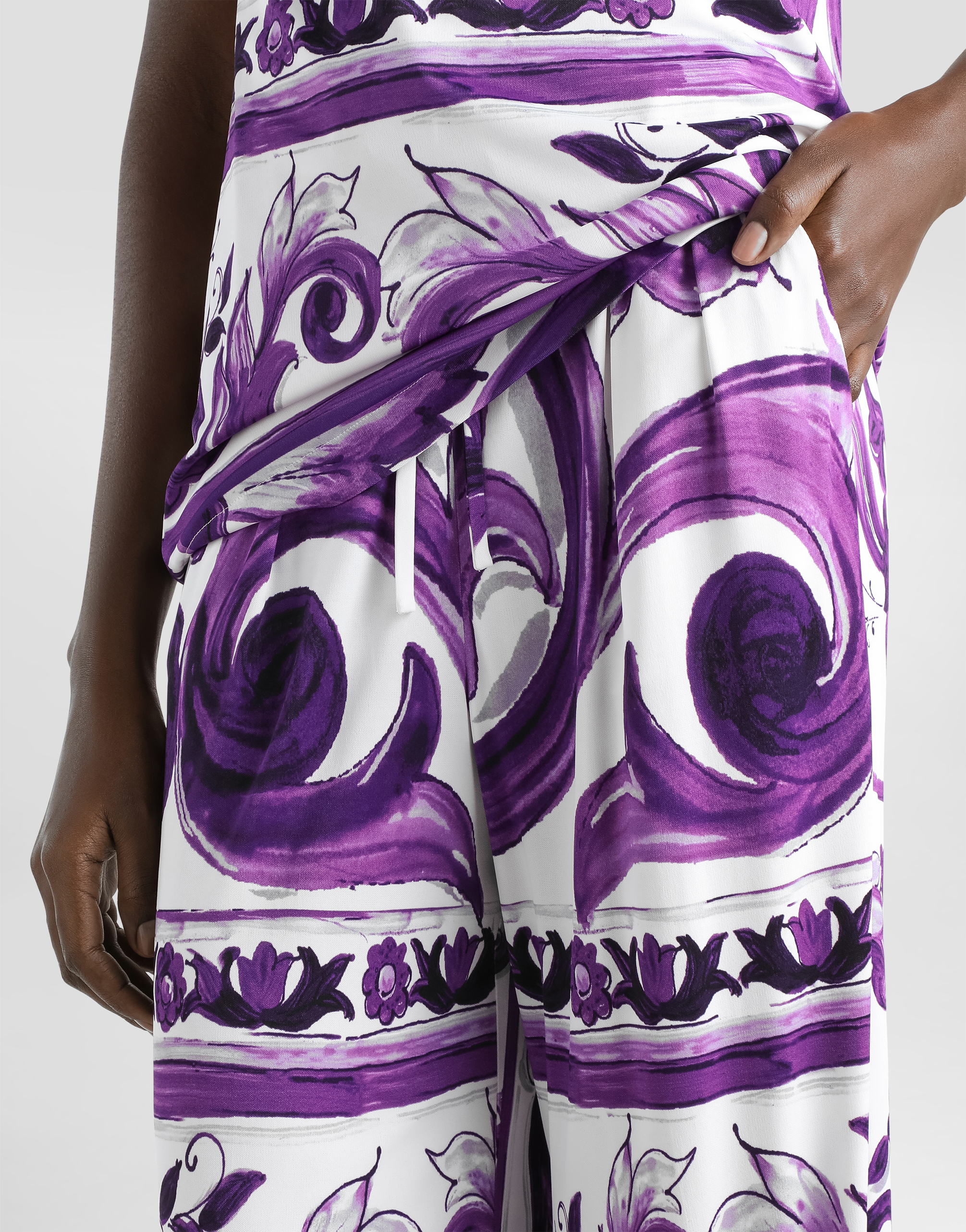 Majolica-print trousers