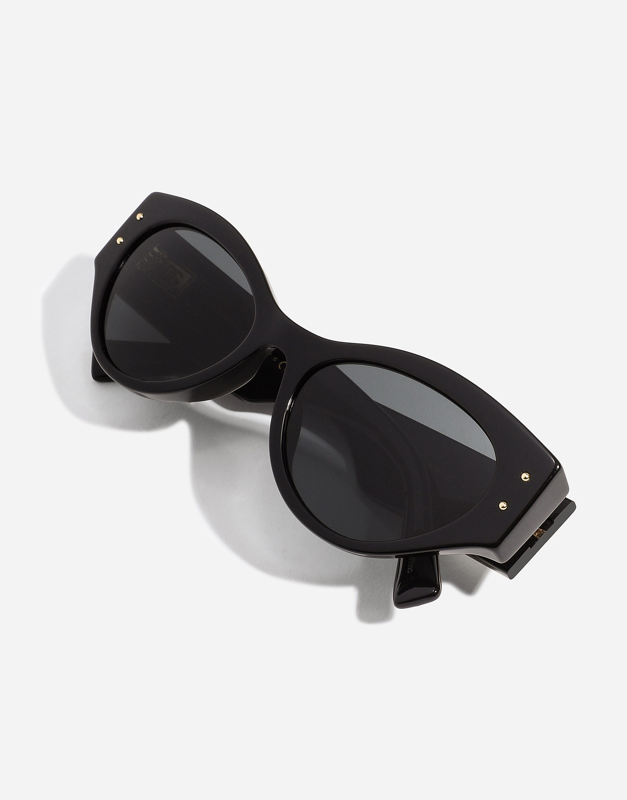 Dolce & Gabbana Dg Logo Plaque Sunglasses In Black