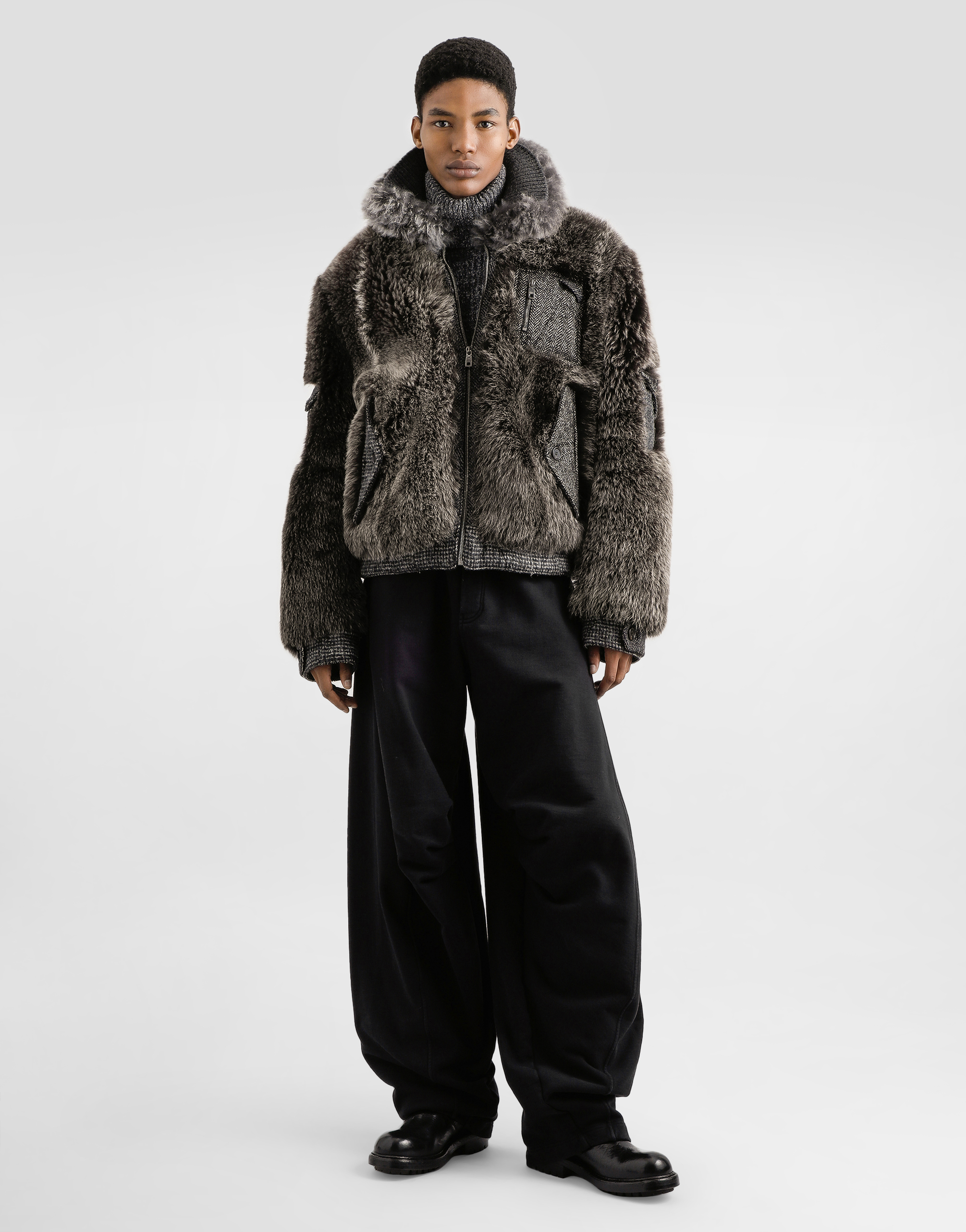 Dolce & Gabbana Elegant Gray Wool-blend Turtleneck Sweater In Gray