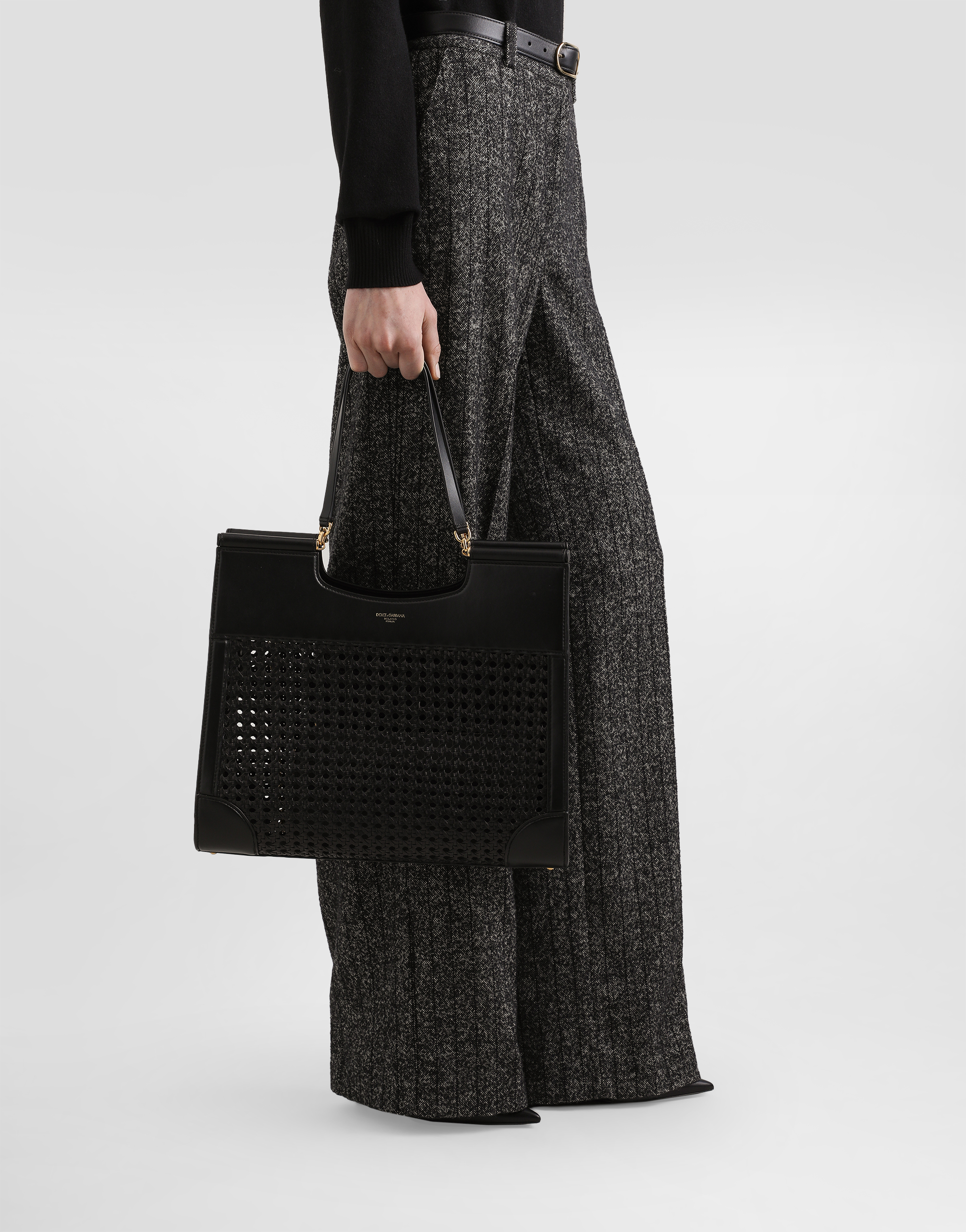 Dolce & Gabbana Shopping Sicily In Straw And Calfskin Weave In Black