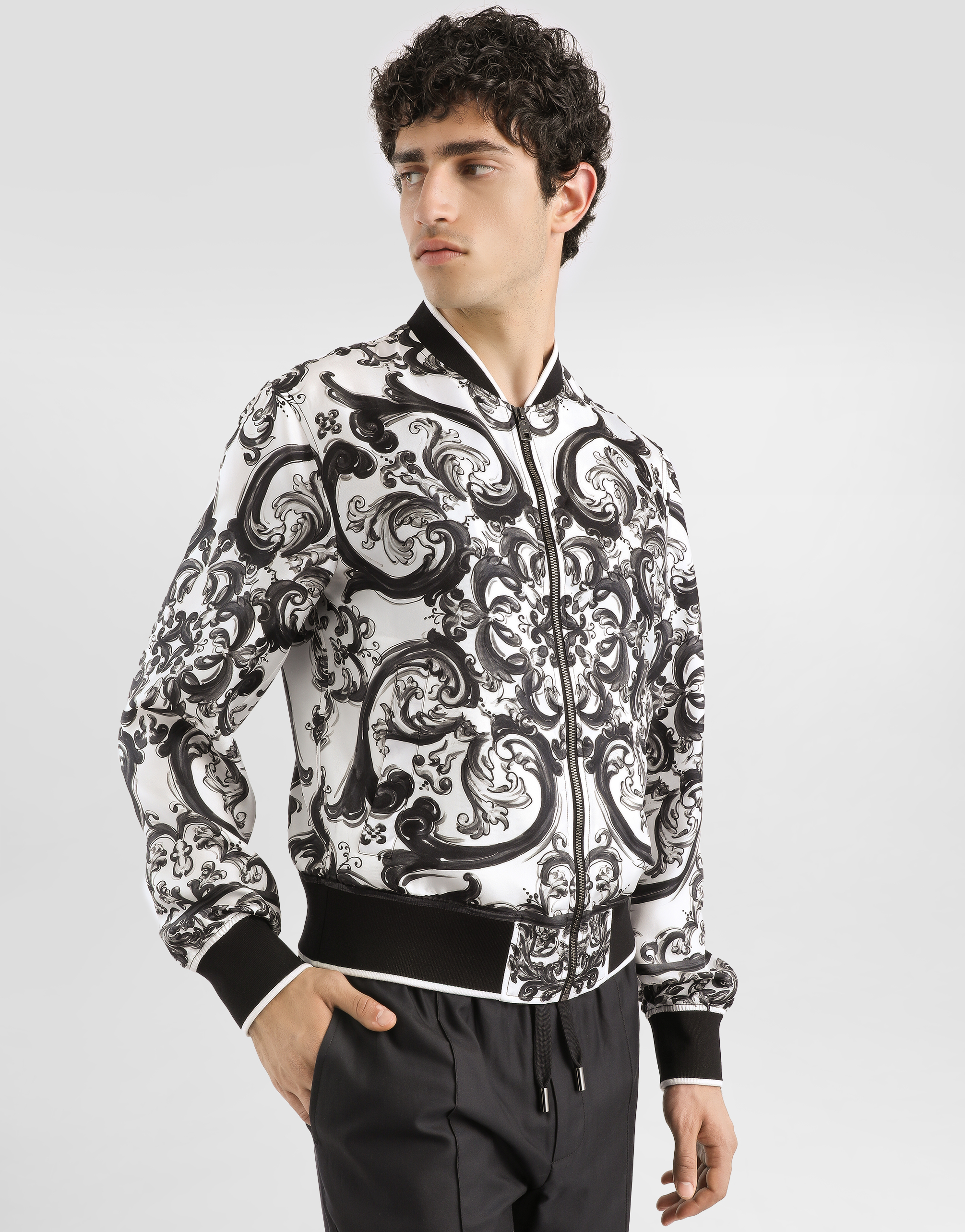 Majolica-print twill jacket
