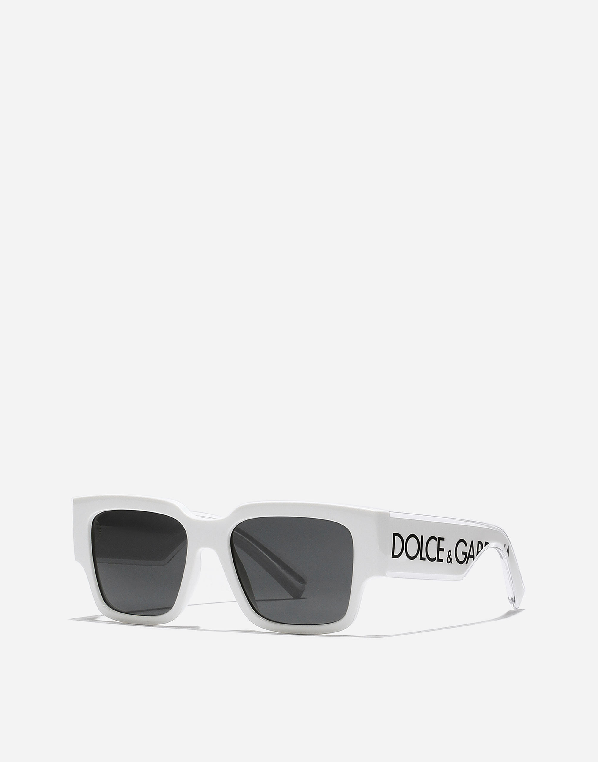 Shop Dolce & Gabbana نظارة شمسية بشعار Dna In ホワイト