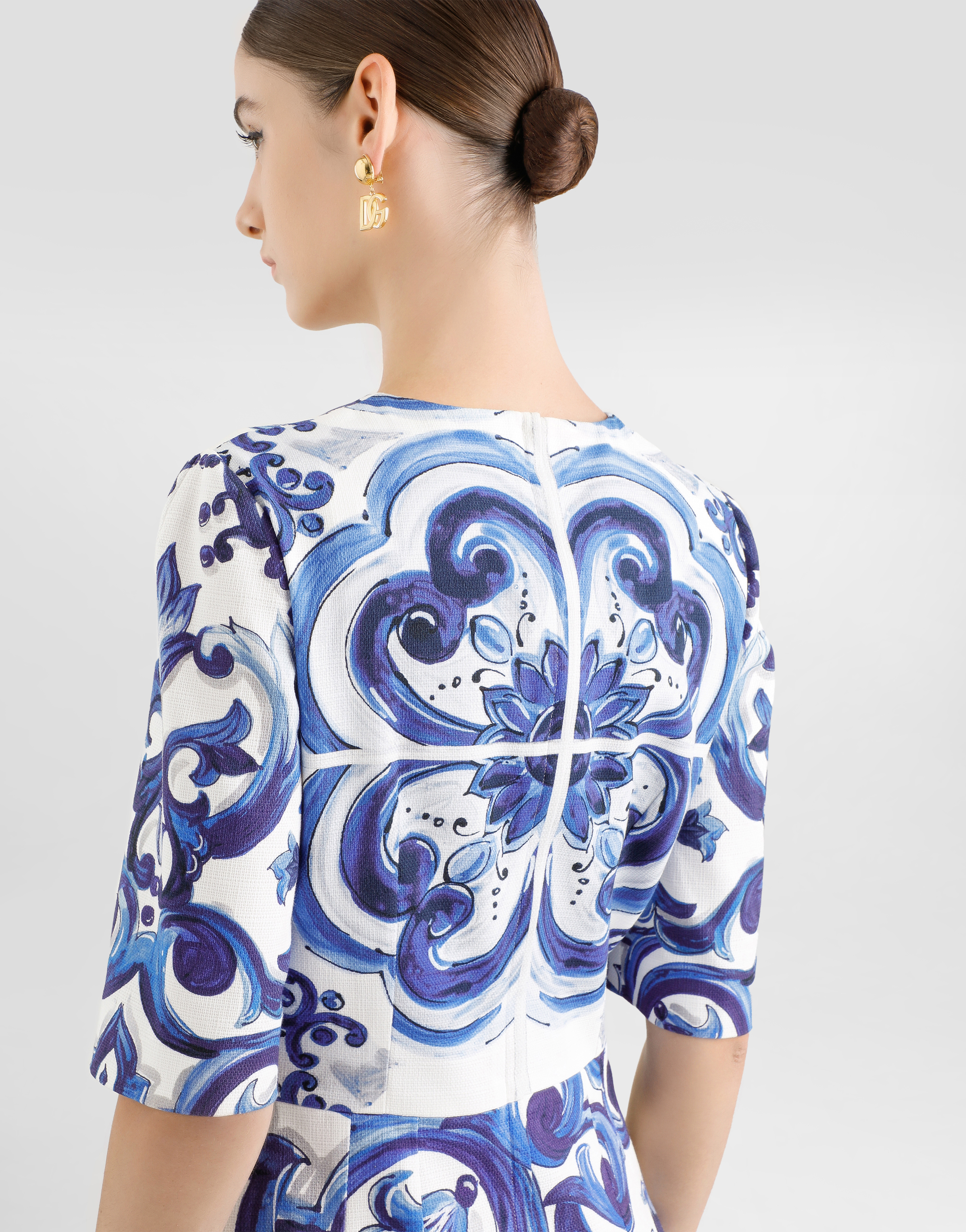 Majolica-print short cotton dress