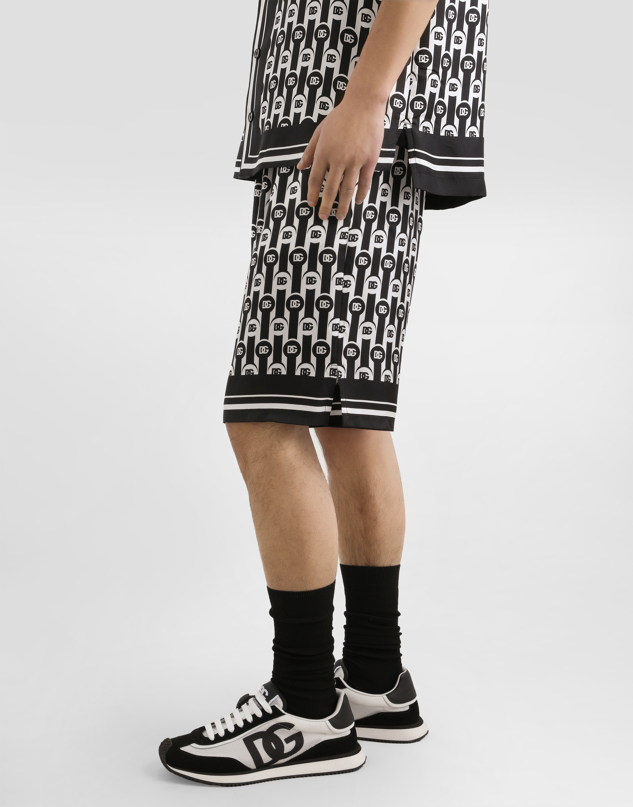 Silk twill bermuda shorts