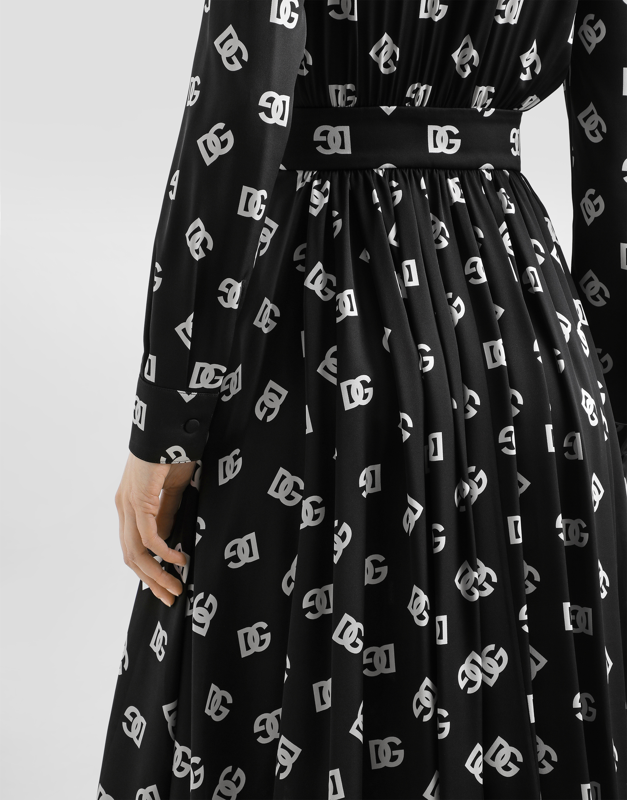 Dolce & Gabbana Logo Silk-blend Midi Dress In Multicolor
