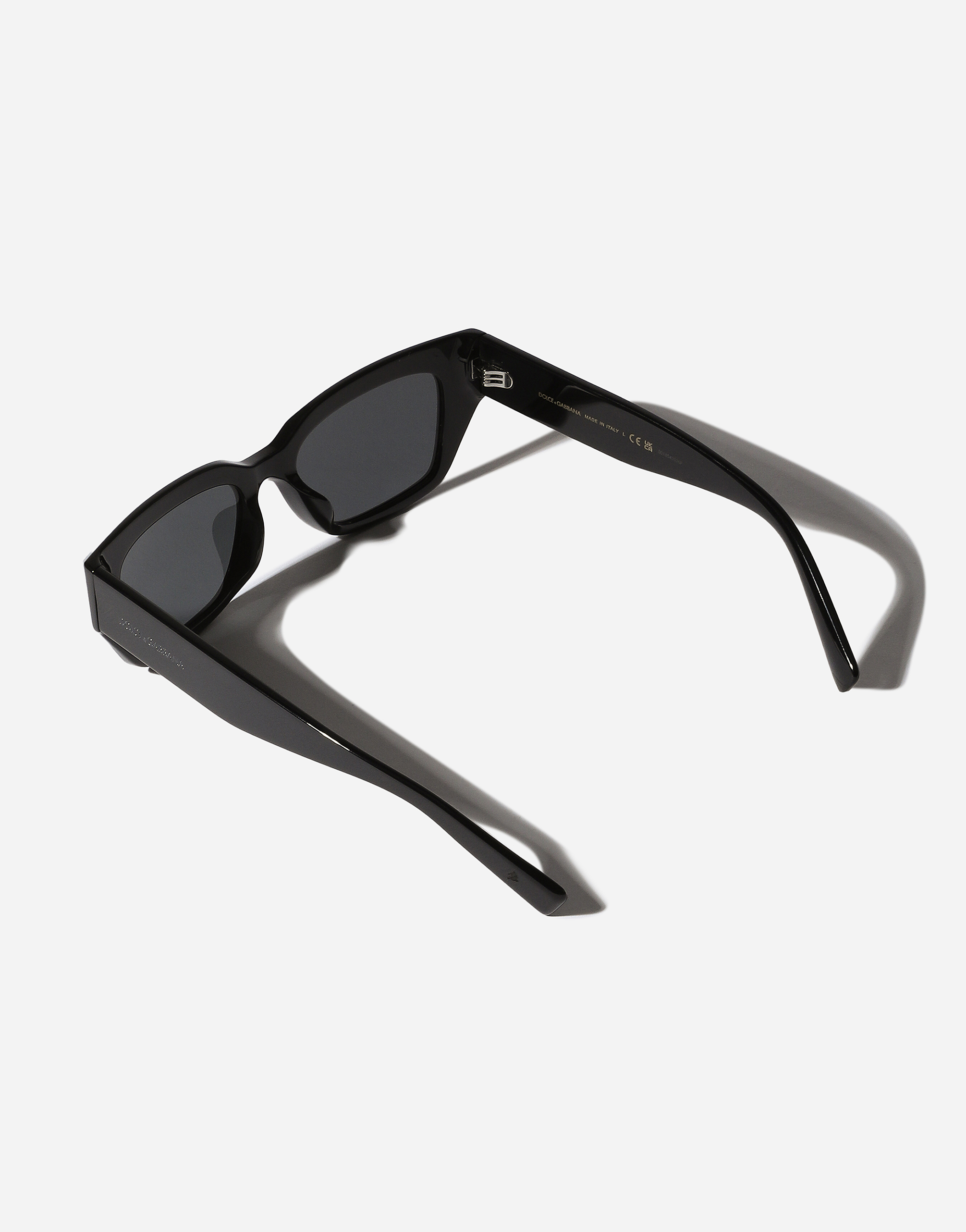 Dolce & Gabbana Dg Sharped  Sunglasses In Black