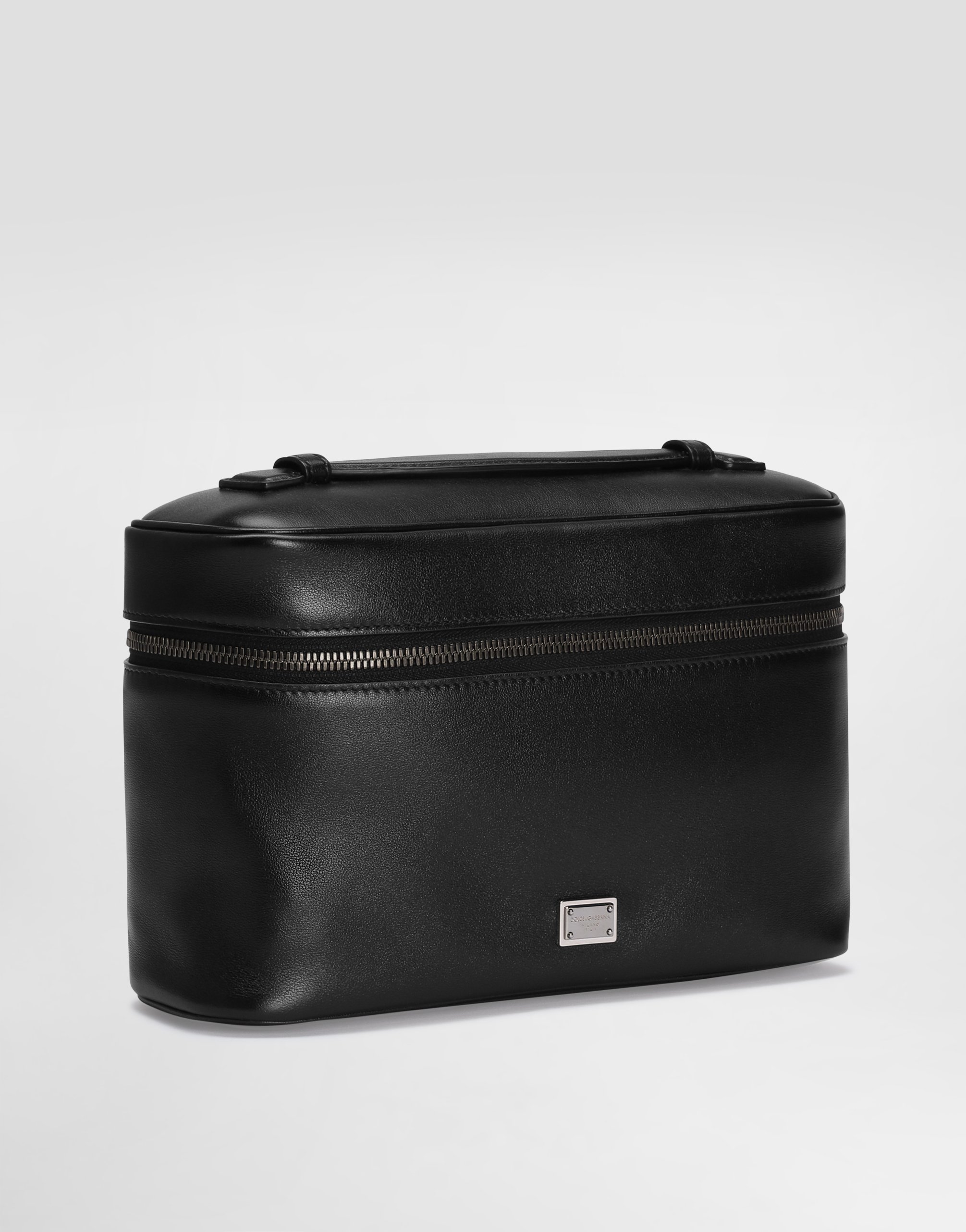Dolce & Gabbana Leather Logo Plaque Toiletry Bag In Black