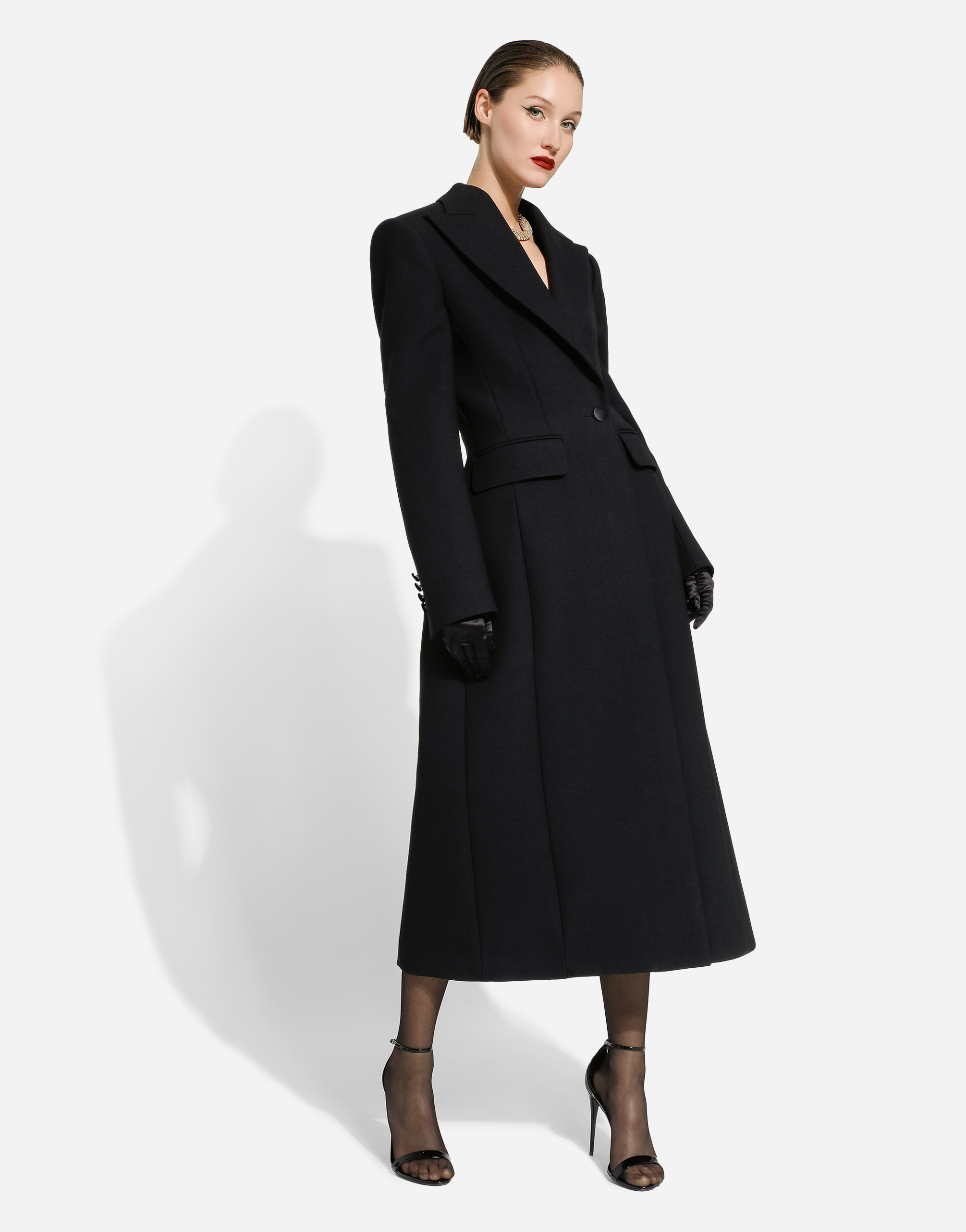 Long single-breasted wool cady coat