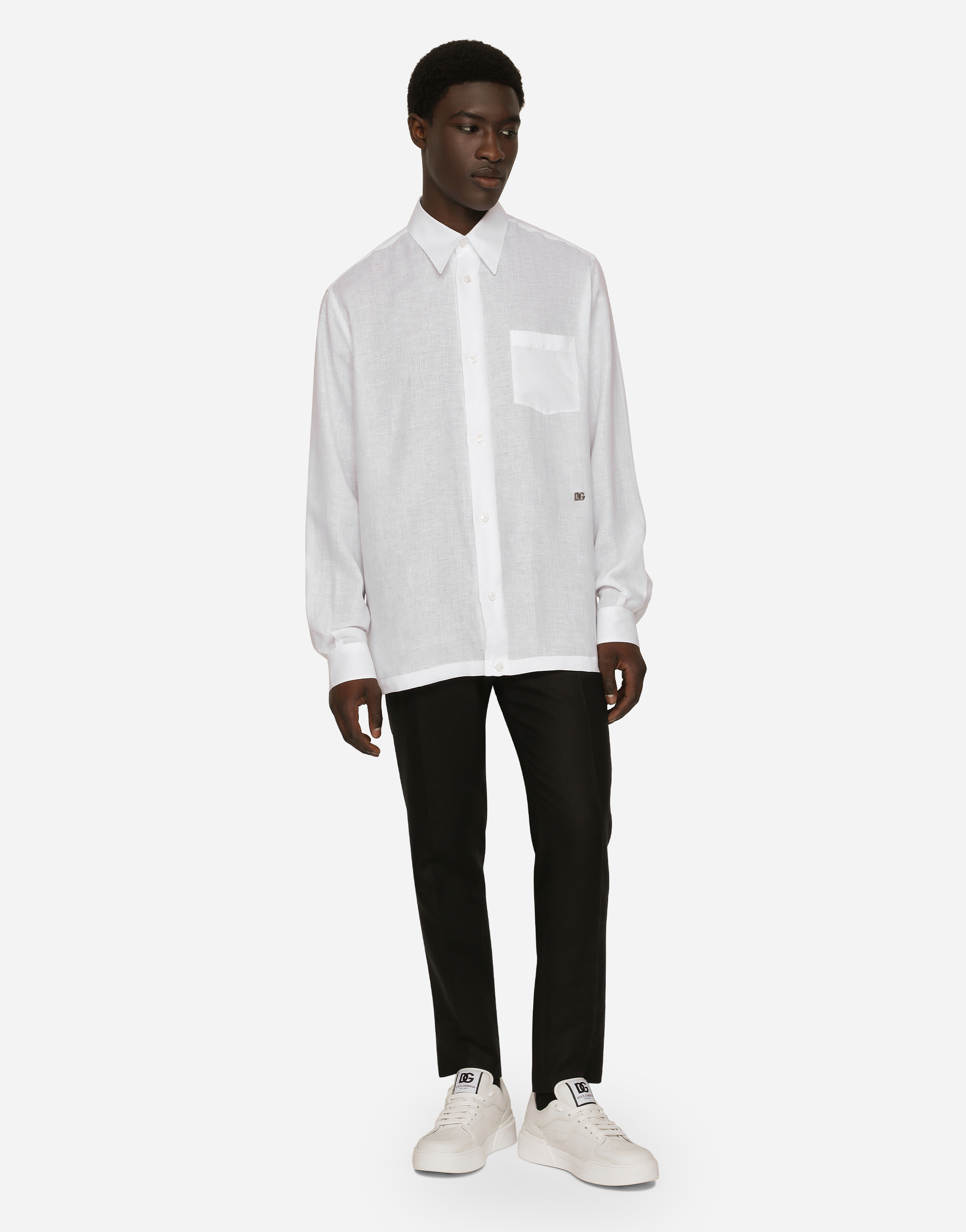 Linen pants with logo label