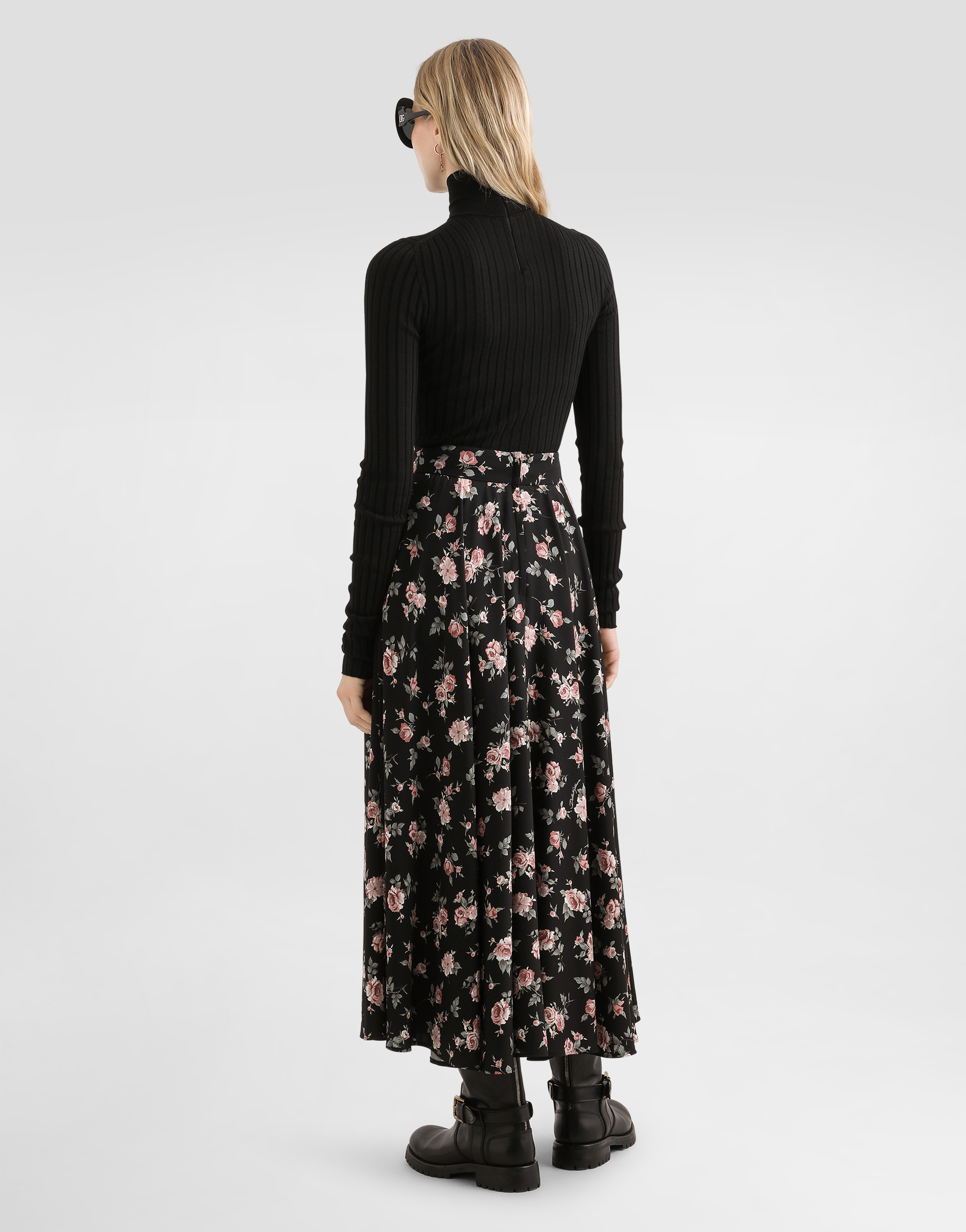 Dolce & Gabbana Wool Turtleneck Pullover In Black