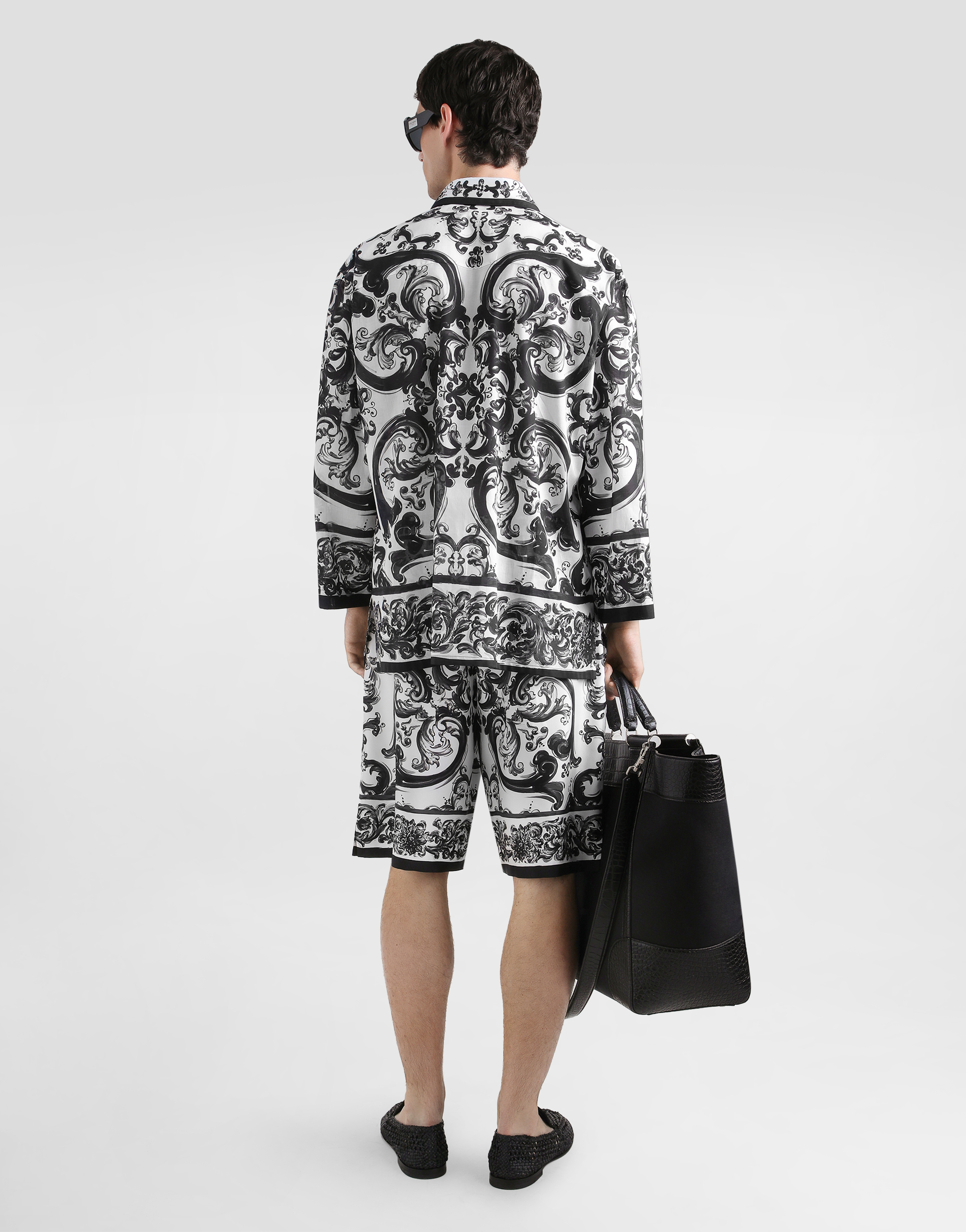Dolce & Gabbana Maiolica Black And White Shorts With Elastic Drawstring Closure And All-over Print In Silk Man