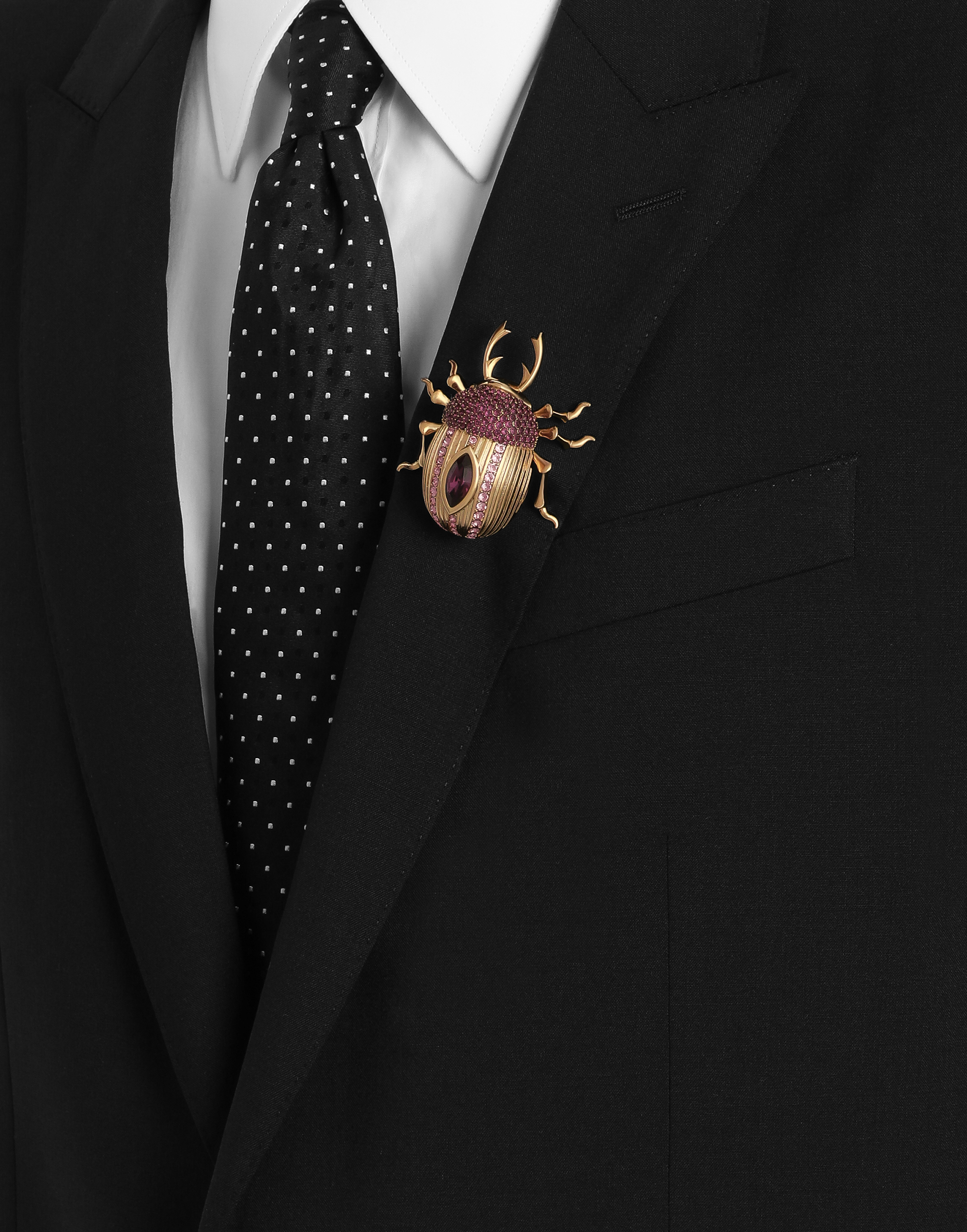 Beetle-shaped brooch with rhinestones