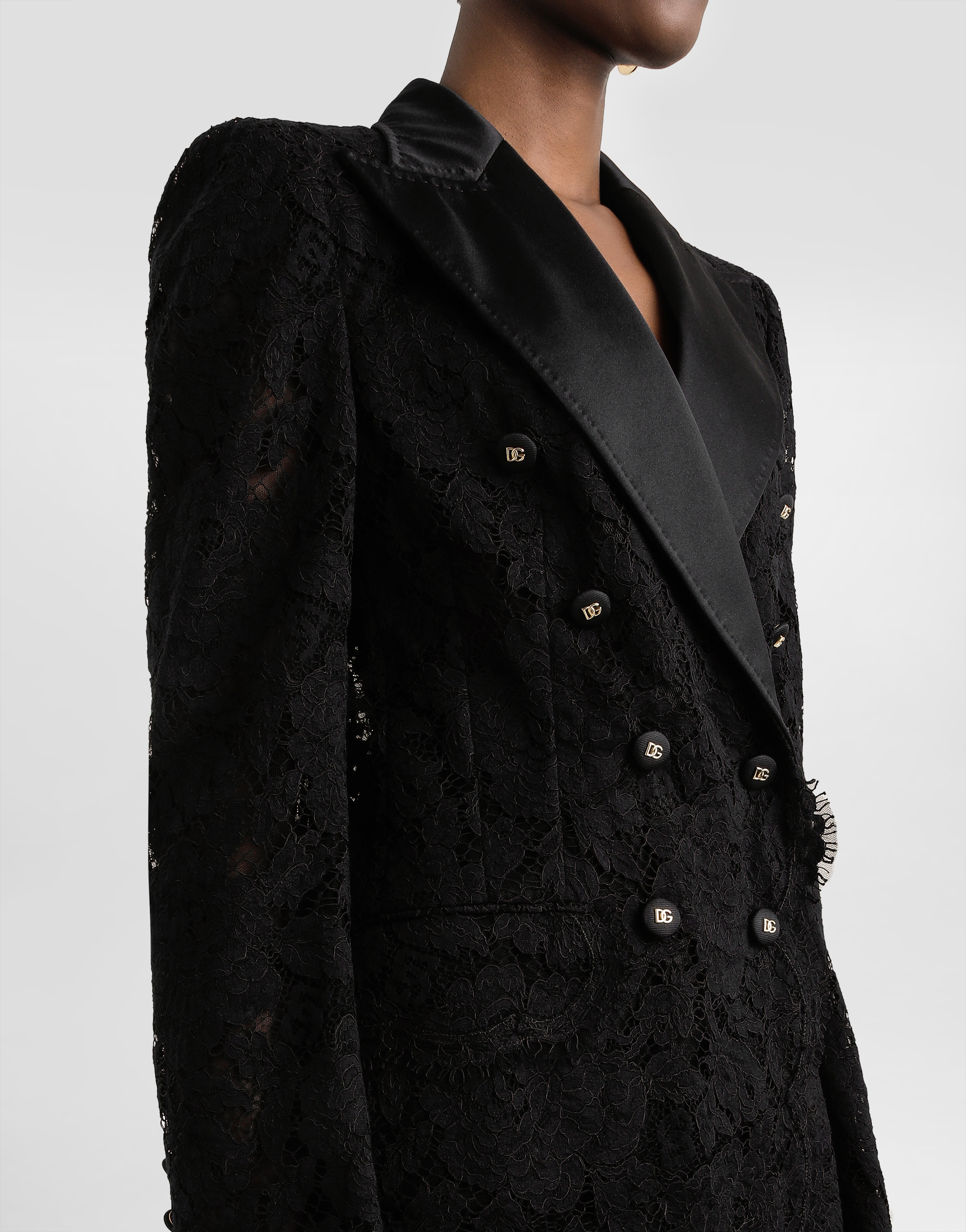 Dolce & Gabbana Black Double-breasted Blazer In ブラック