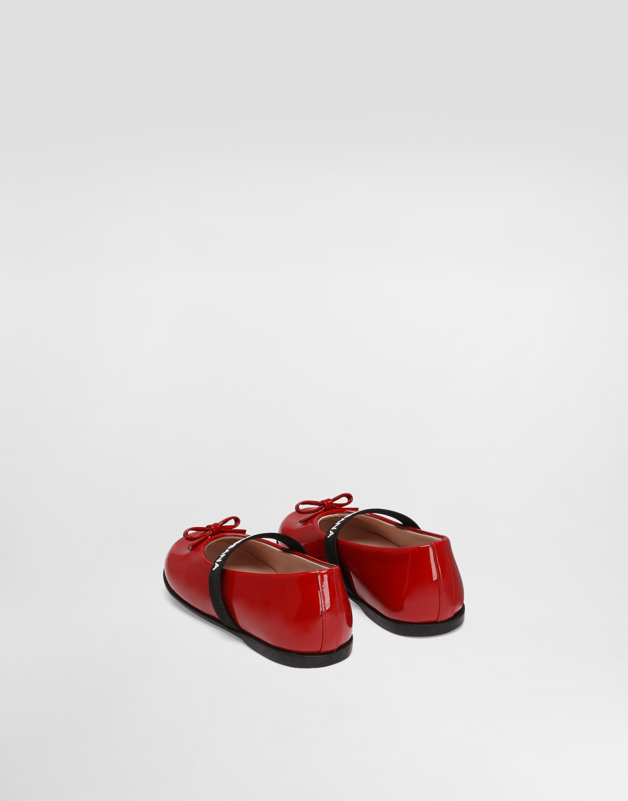 Patent leather ballet flats with elastic