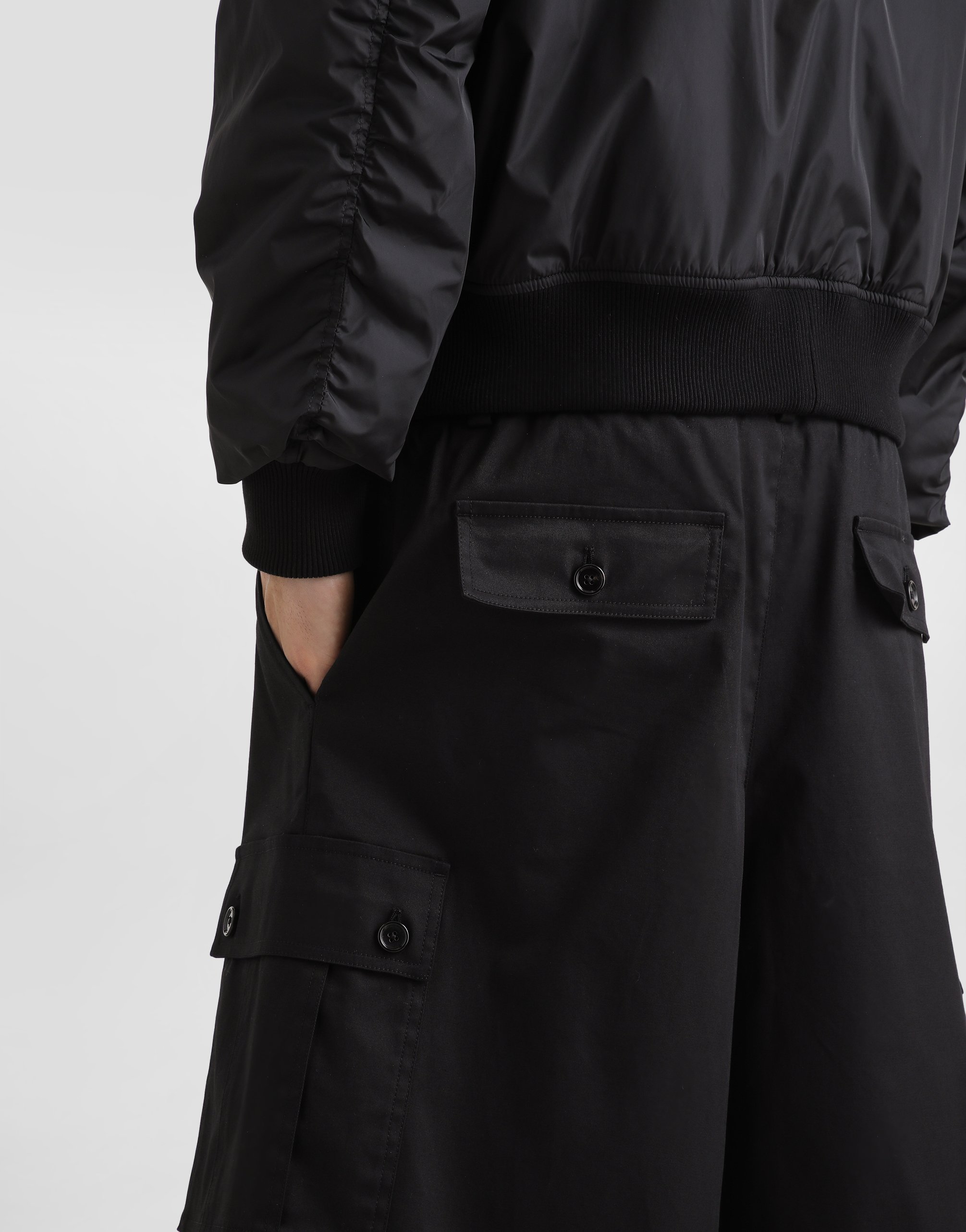 Dolce & Gabbana Bermuda Cargo In Lino In Black