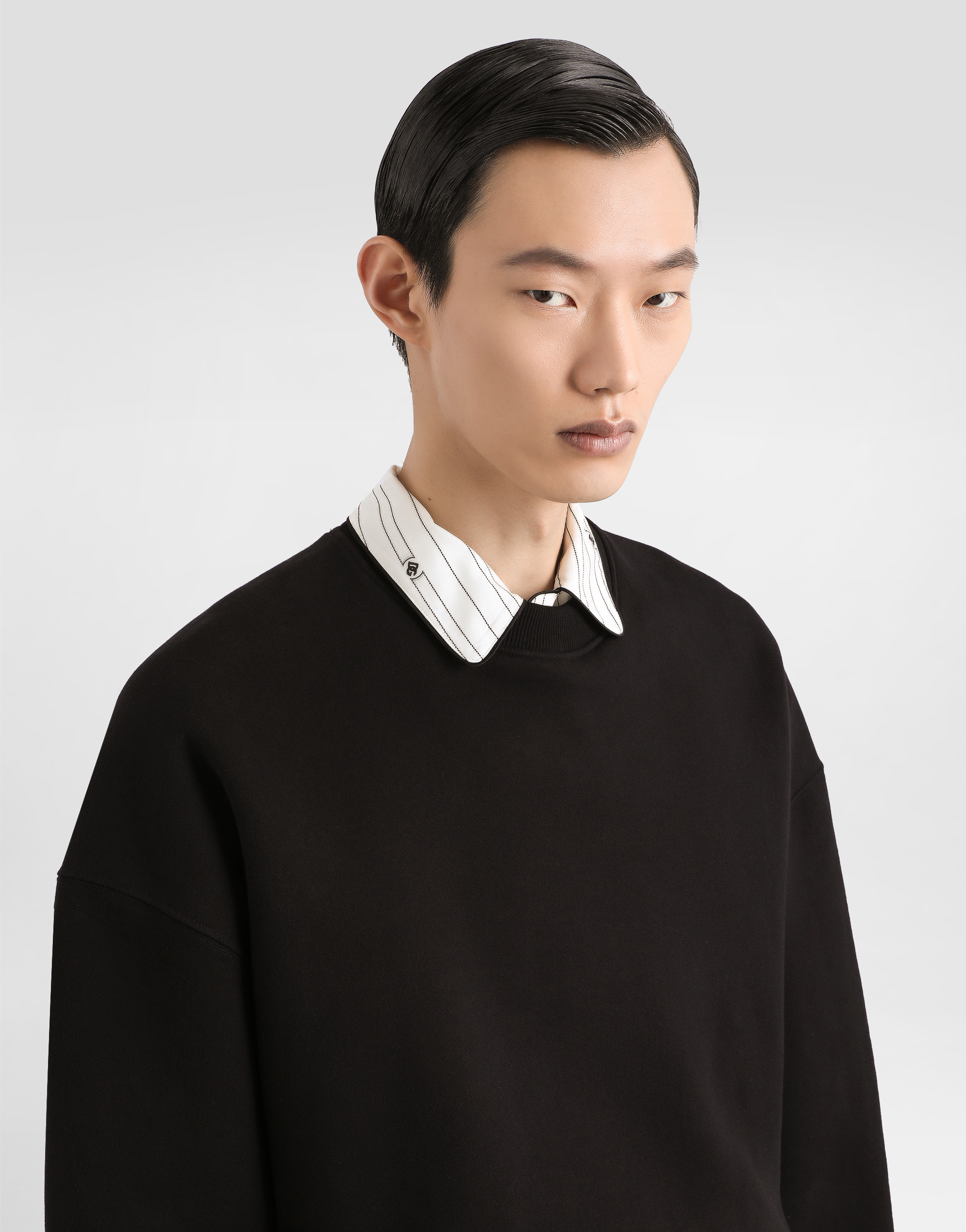 Dolce & Gabbana Cropped Oversized Long Sleeve Sweatshirt In Black