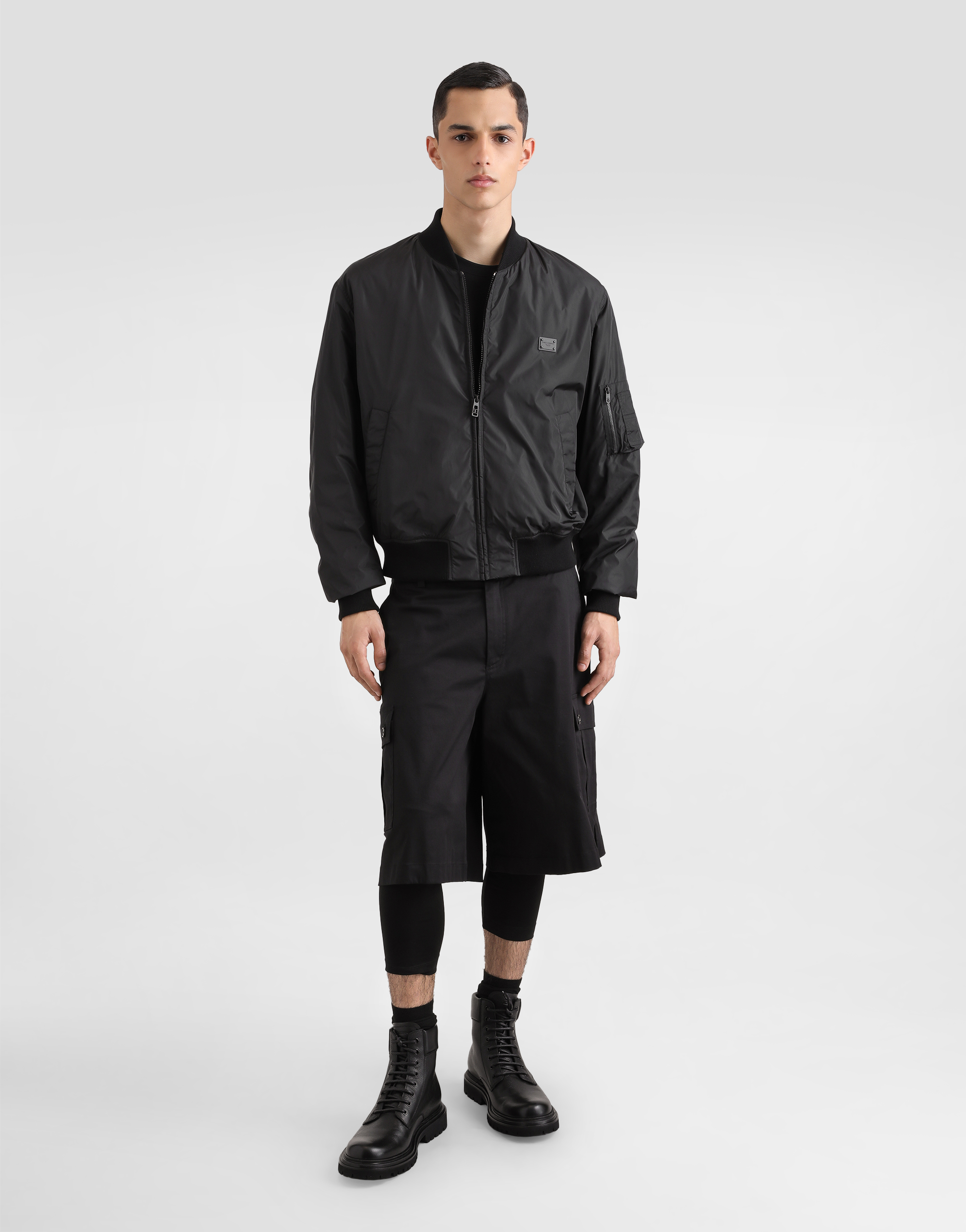 Dolce & Gabbana Bermuda Cargo In Lino In Black