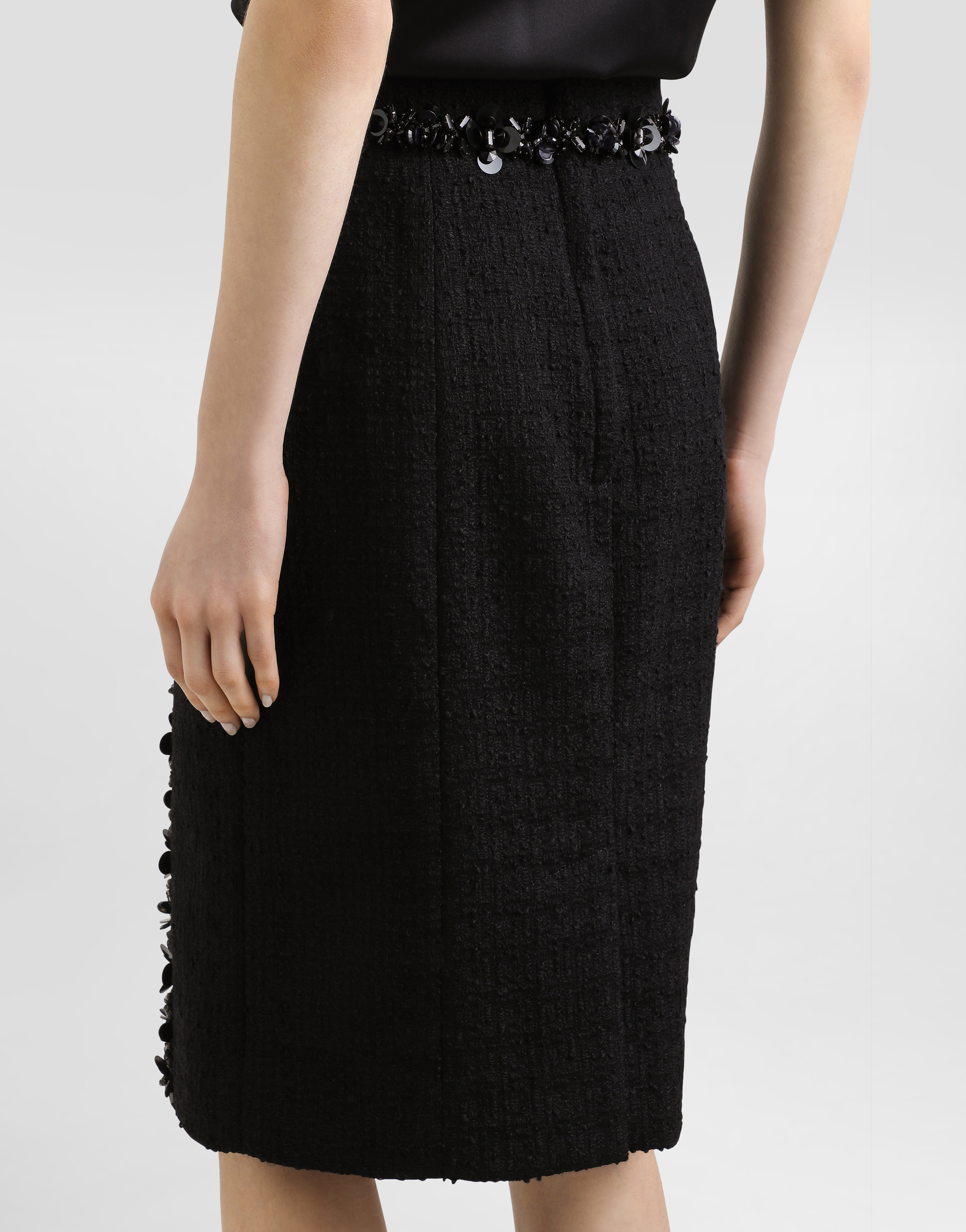 Stretch mat sheath skirt