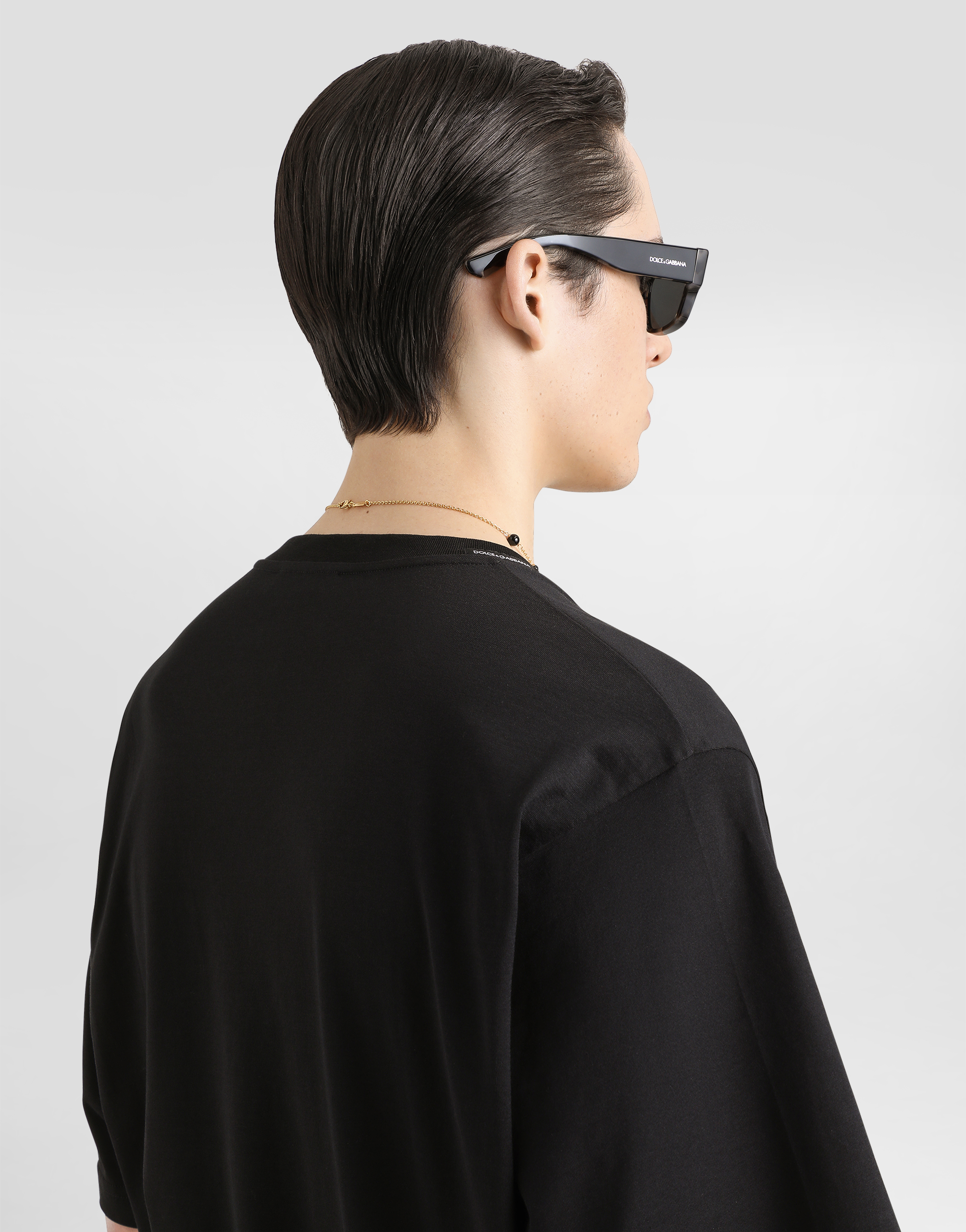 Dolce & Gabbana Patch-detail T-shirt In Black