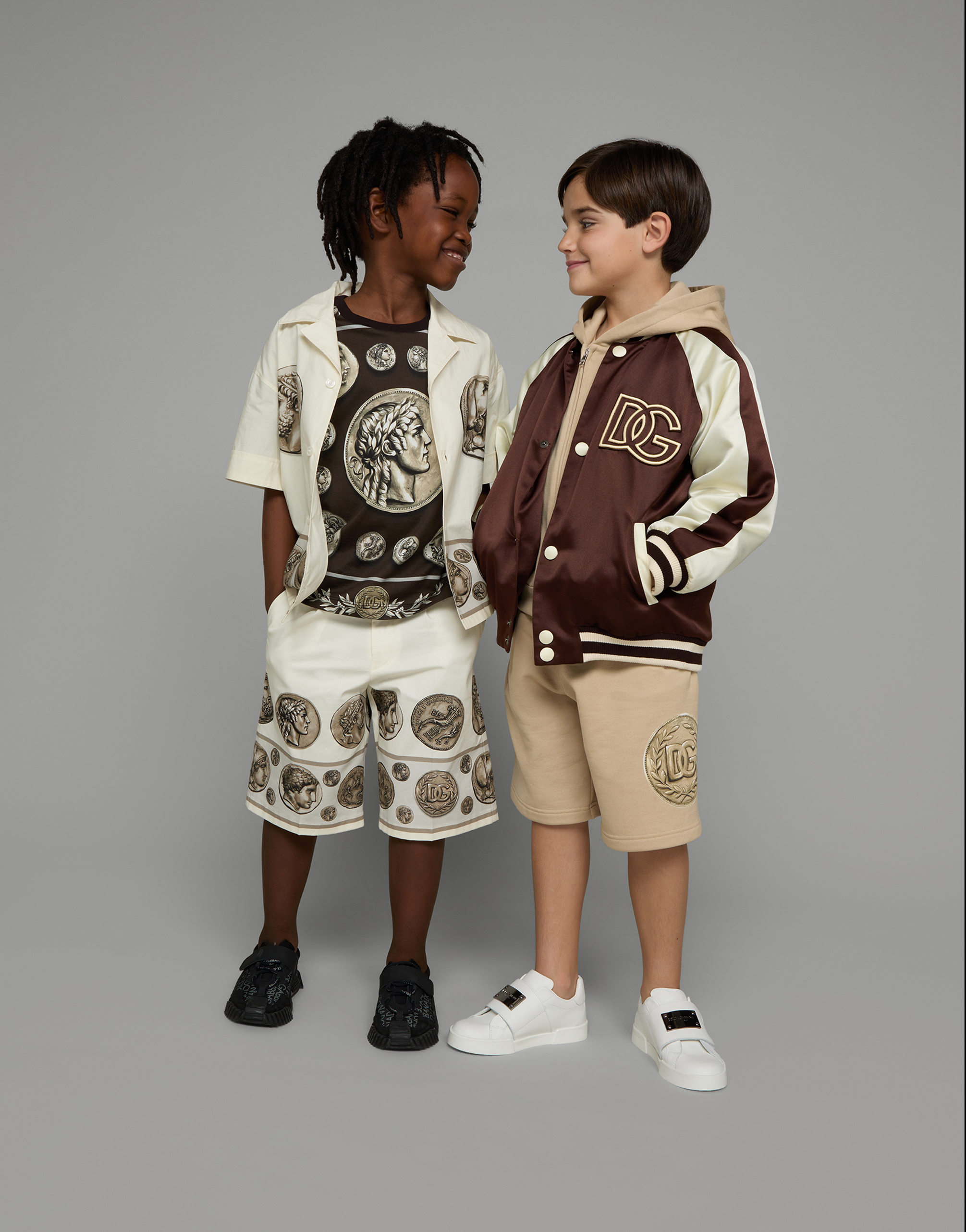 DOLCE & GABBANA SHORT-SLEEVED POPLIN SHIRT WITH COIN PRINT