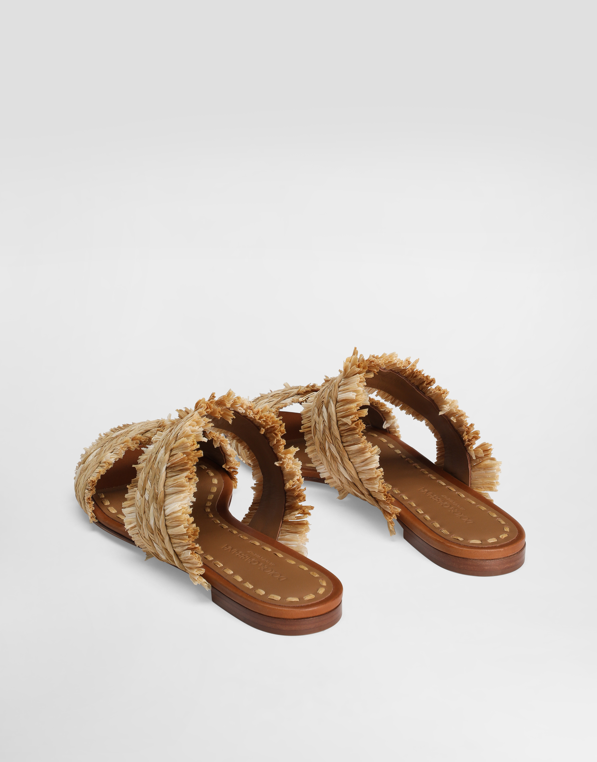 Rafia braided slipper with fringes