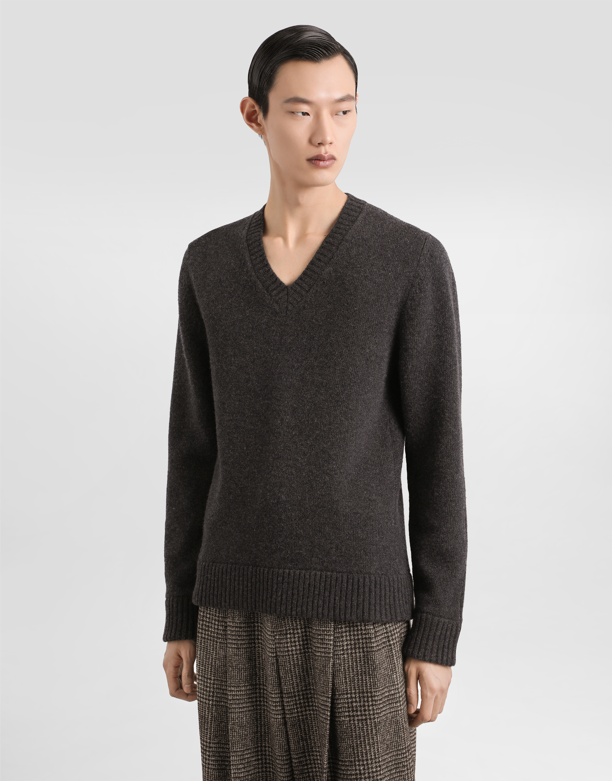 Wool pullover