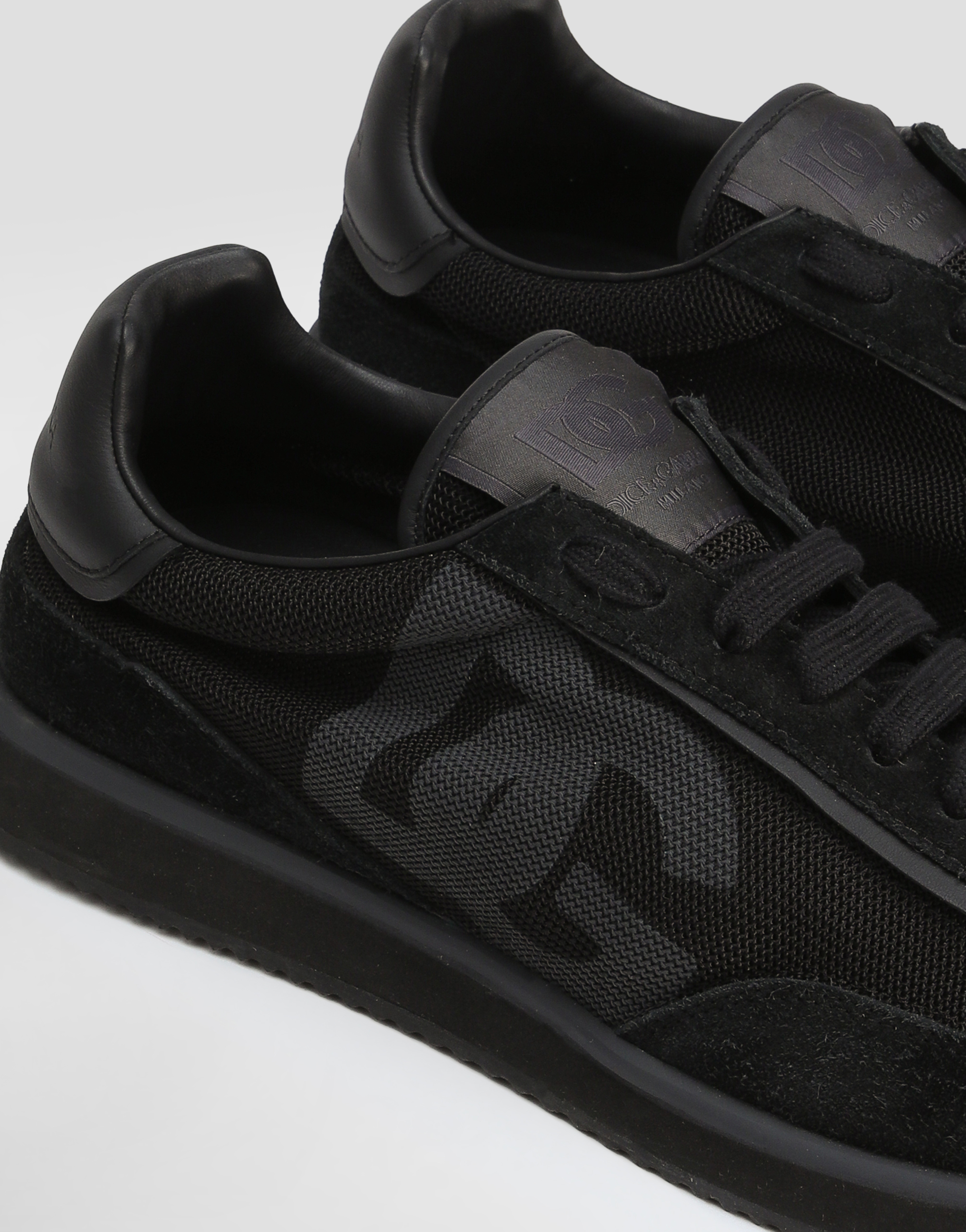 Dolce & Gabbana Low Top Sneakers Featuring Suede Accents In Nero/nero