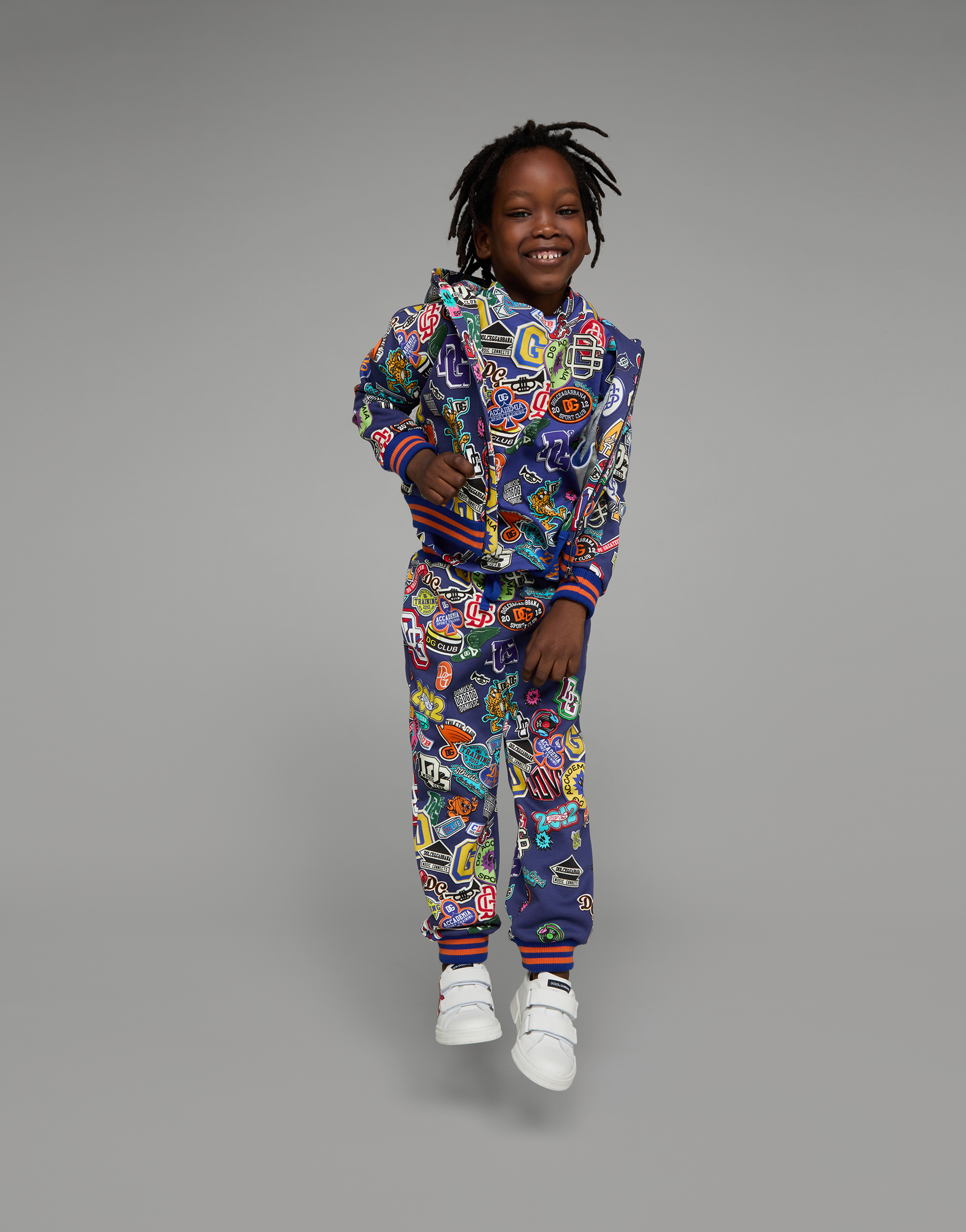 DOLCE & GABBANA SHORT-SLEEVED JERSEY T-SHIRT WITH STICKERS PRINT