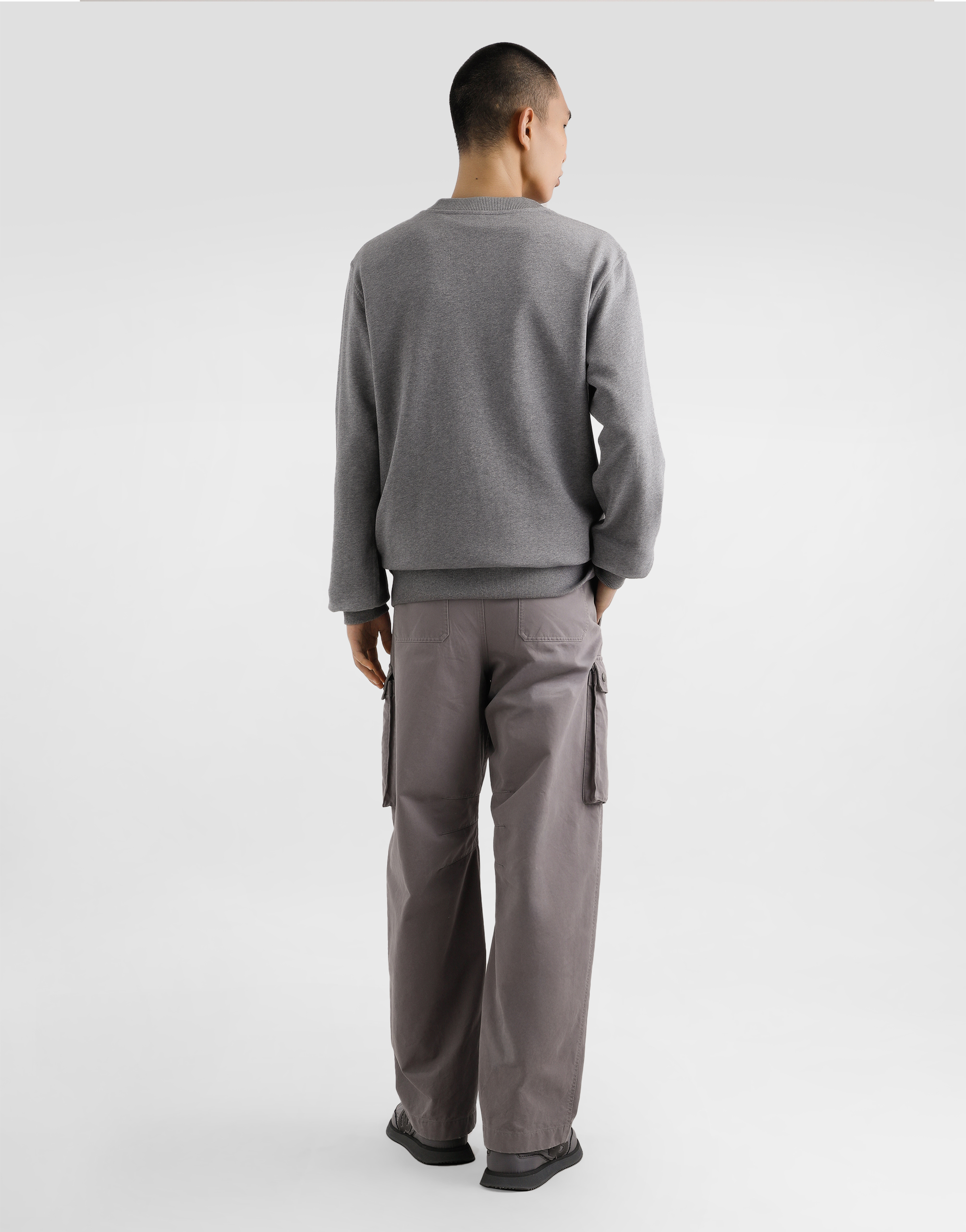 Dolce & Gabbana Men Long Sleeve Crew-neck Sweatshirt In Gray