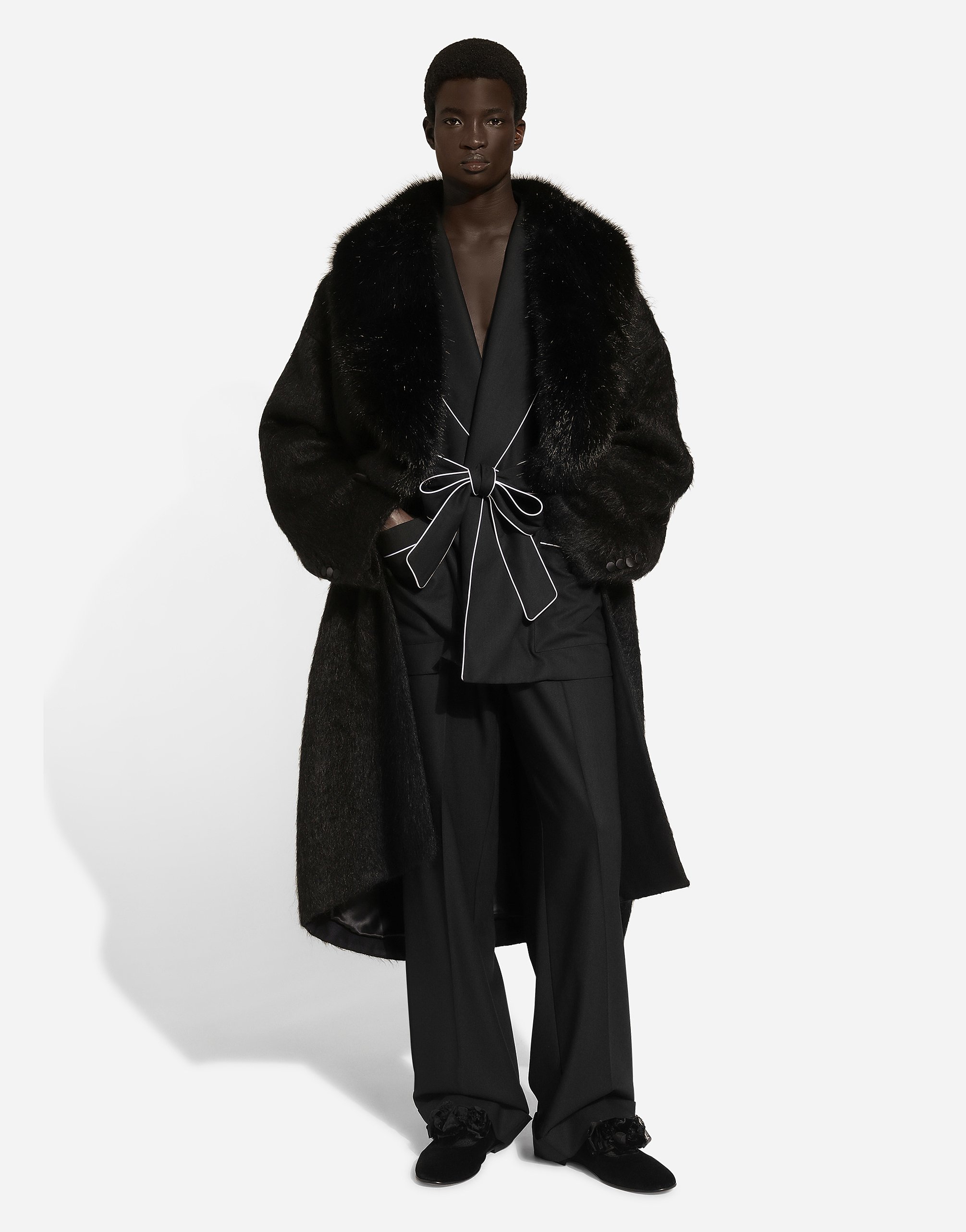 Dolce & Gabbana Cashmere Jogging Pants With Dg Logo In Black