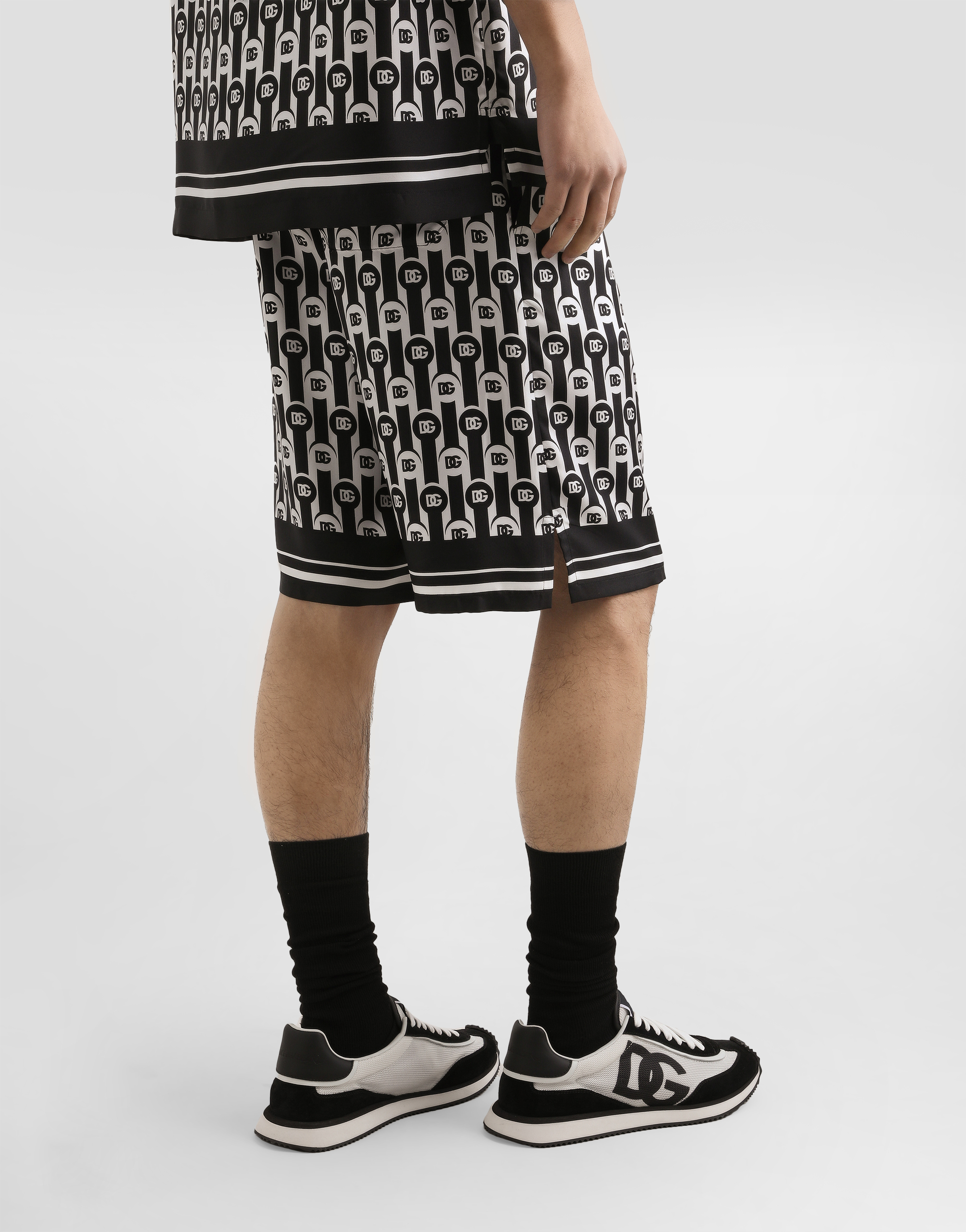 Silk twill bermuda shorts