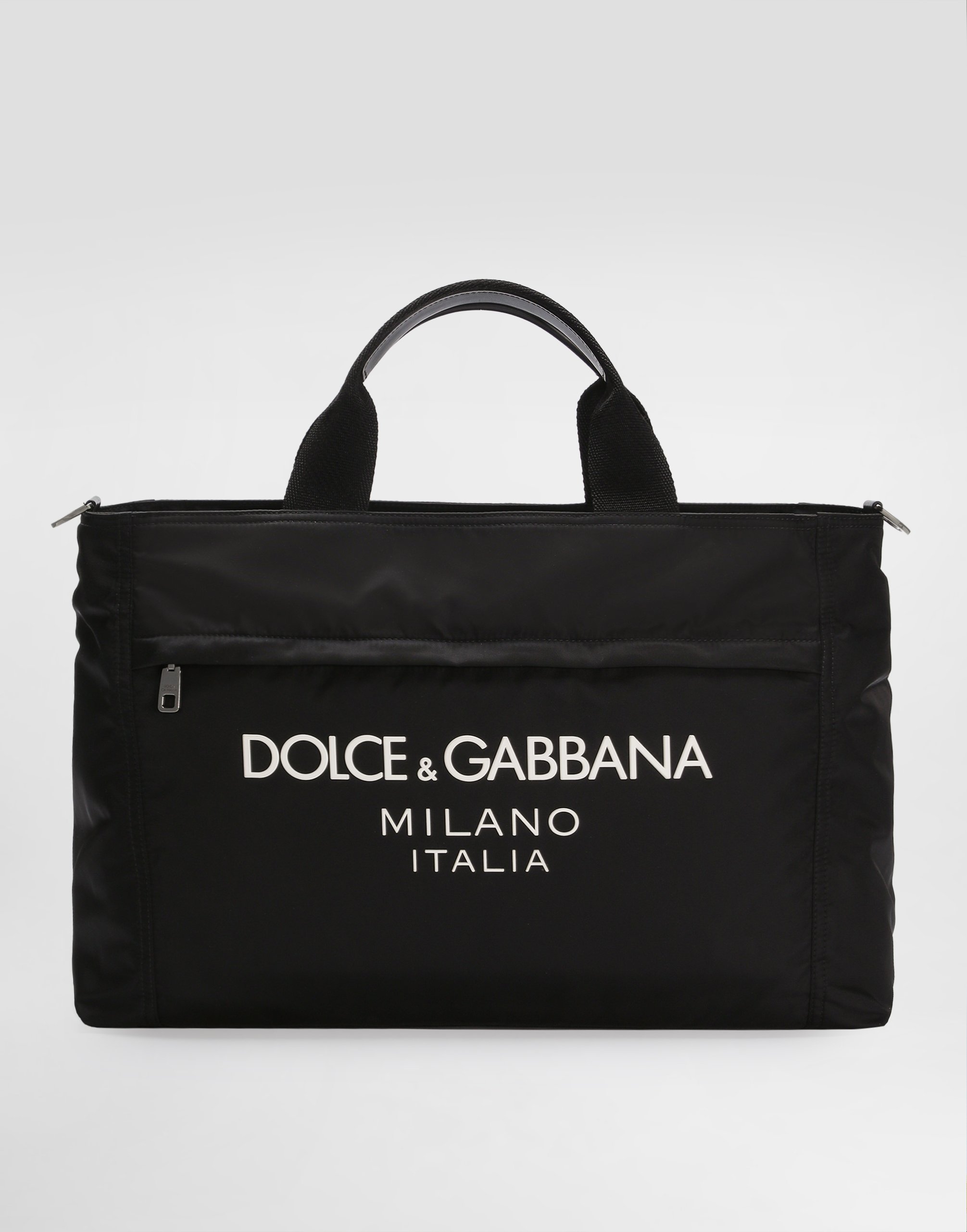 Nylon holdall with rubberized logo