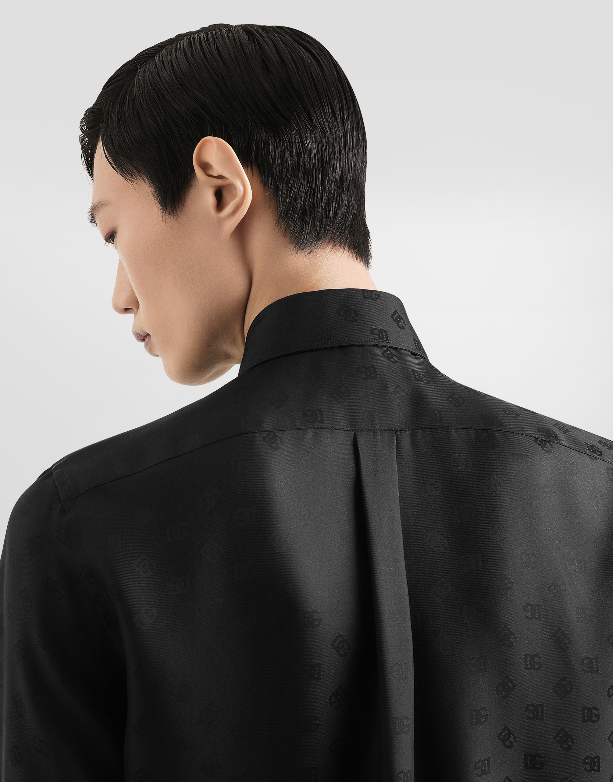 Dolce & Gabbana Pointed Collar Long Sleeves Subtle Pattern