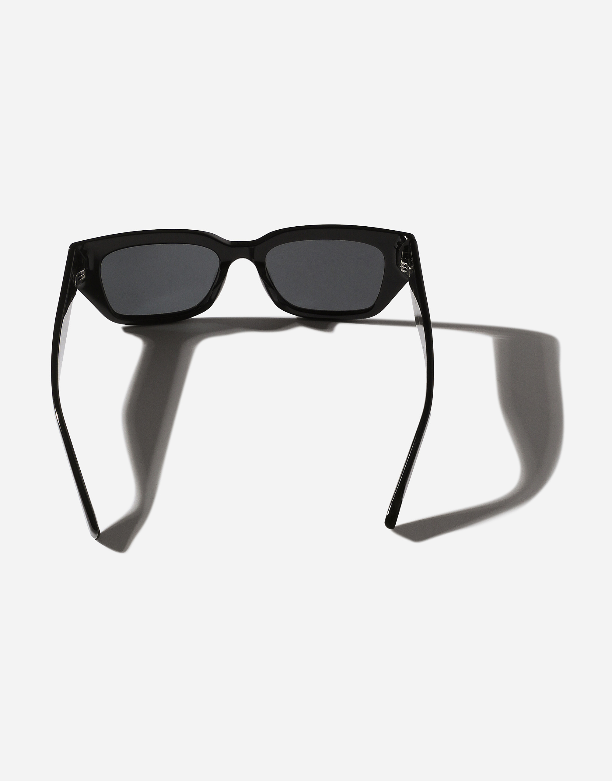 Dolce & Gabbana Dg Sharped  Sunglasses In Black
