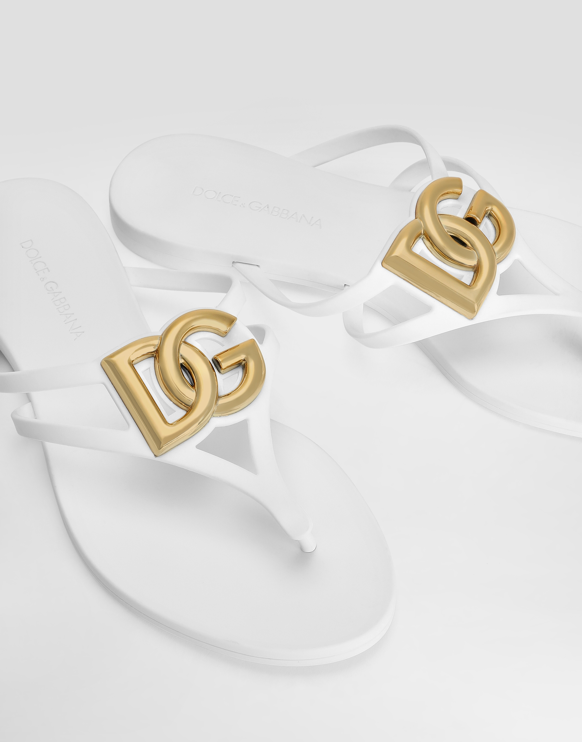 Dolce & Gabbana Women White Thong Sandals With Logo Plaque On The Front In Rubber Woman